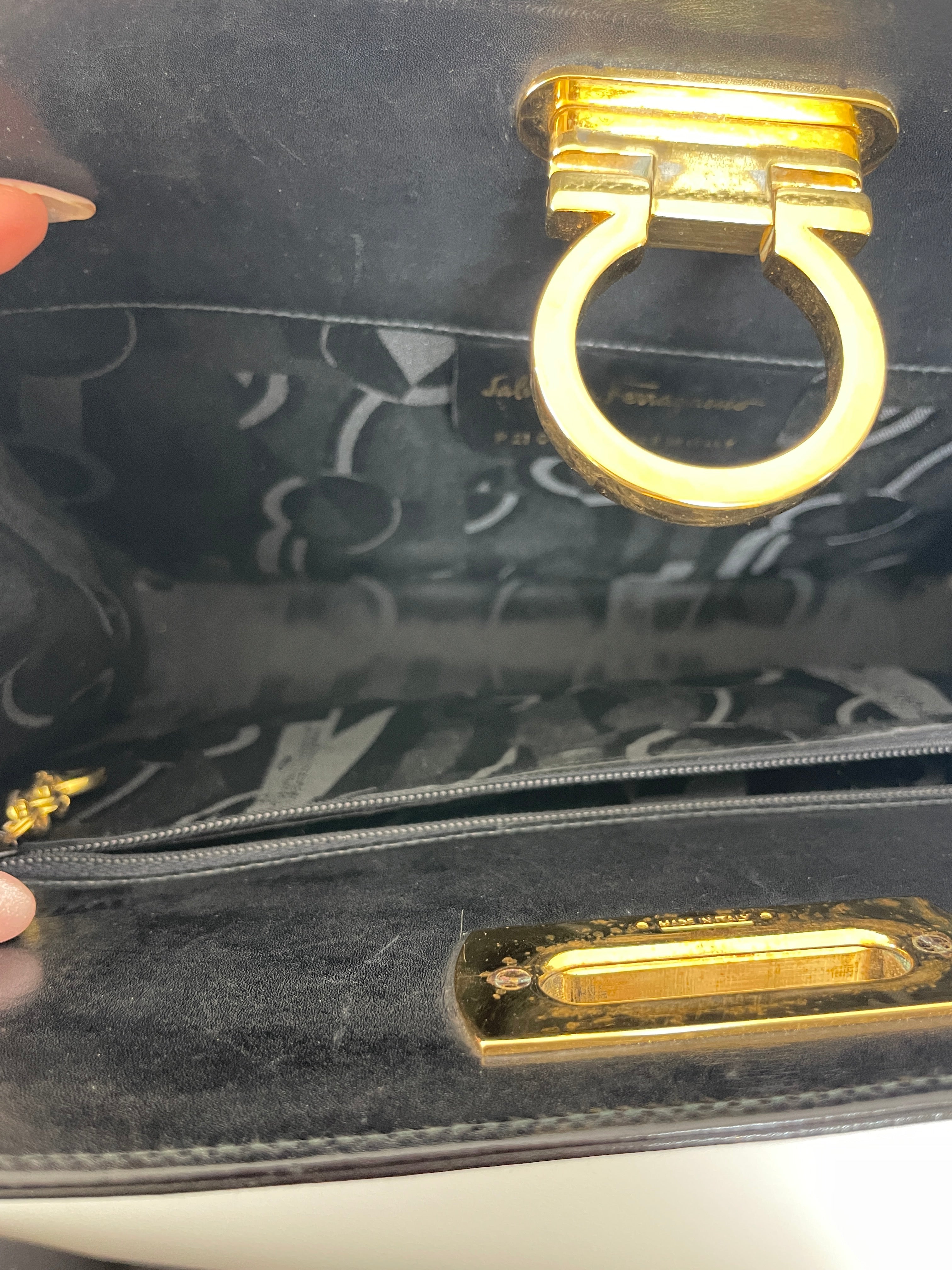 Ferragamo Chain Shoulder Bag Black Used