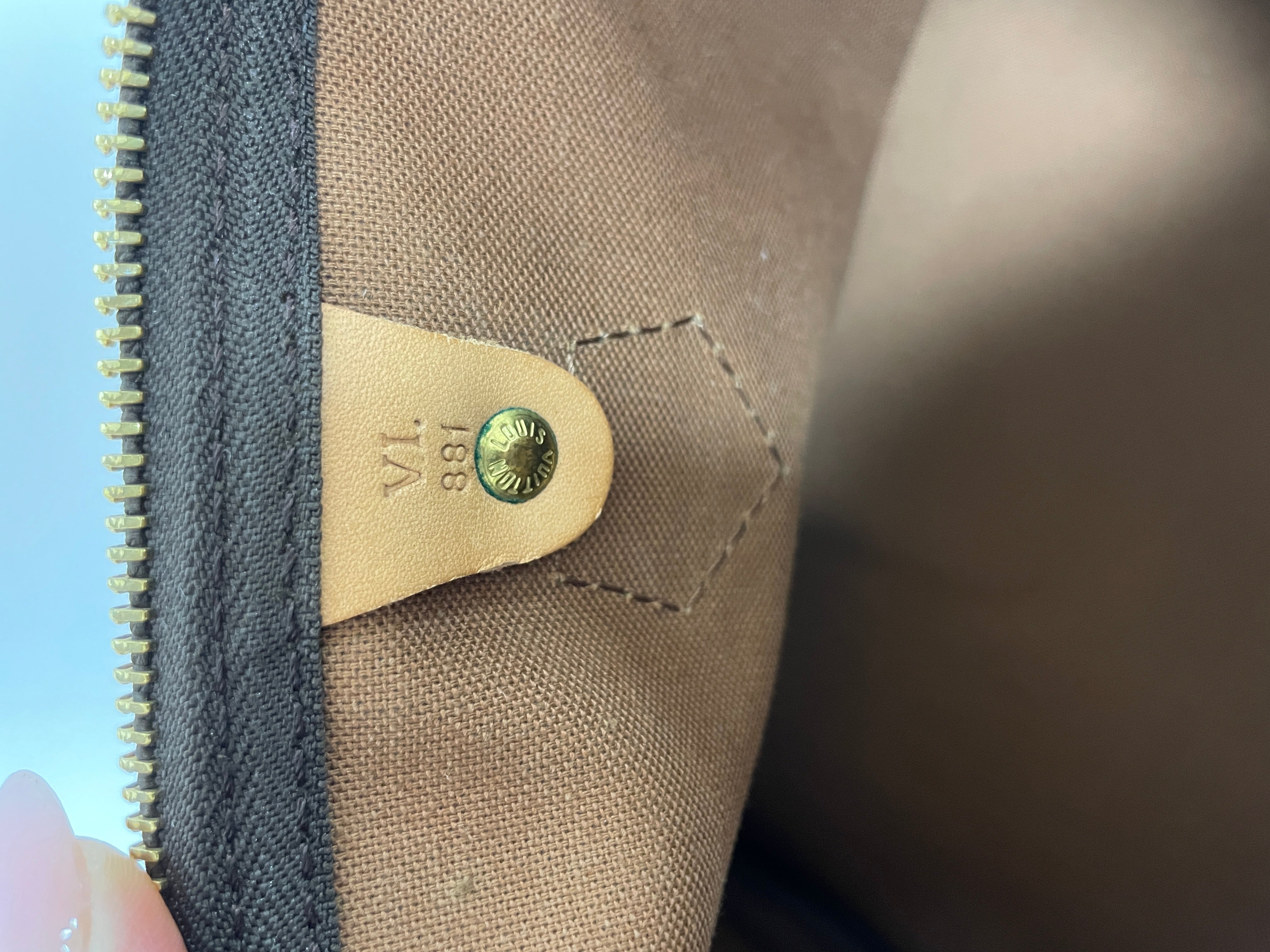 Louis Vuitton Speedy 35 Handbag Used