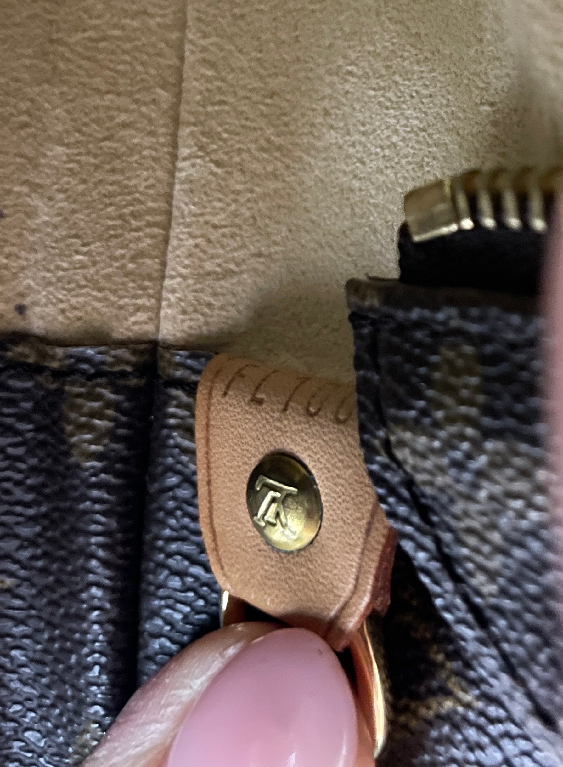 Louis Vuitton Luco Shoulder Tote Bag Used