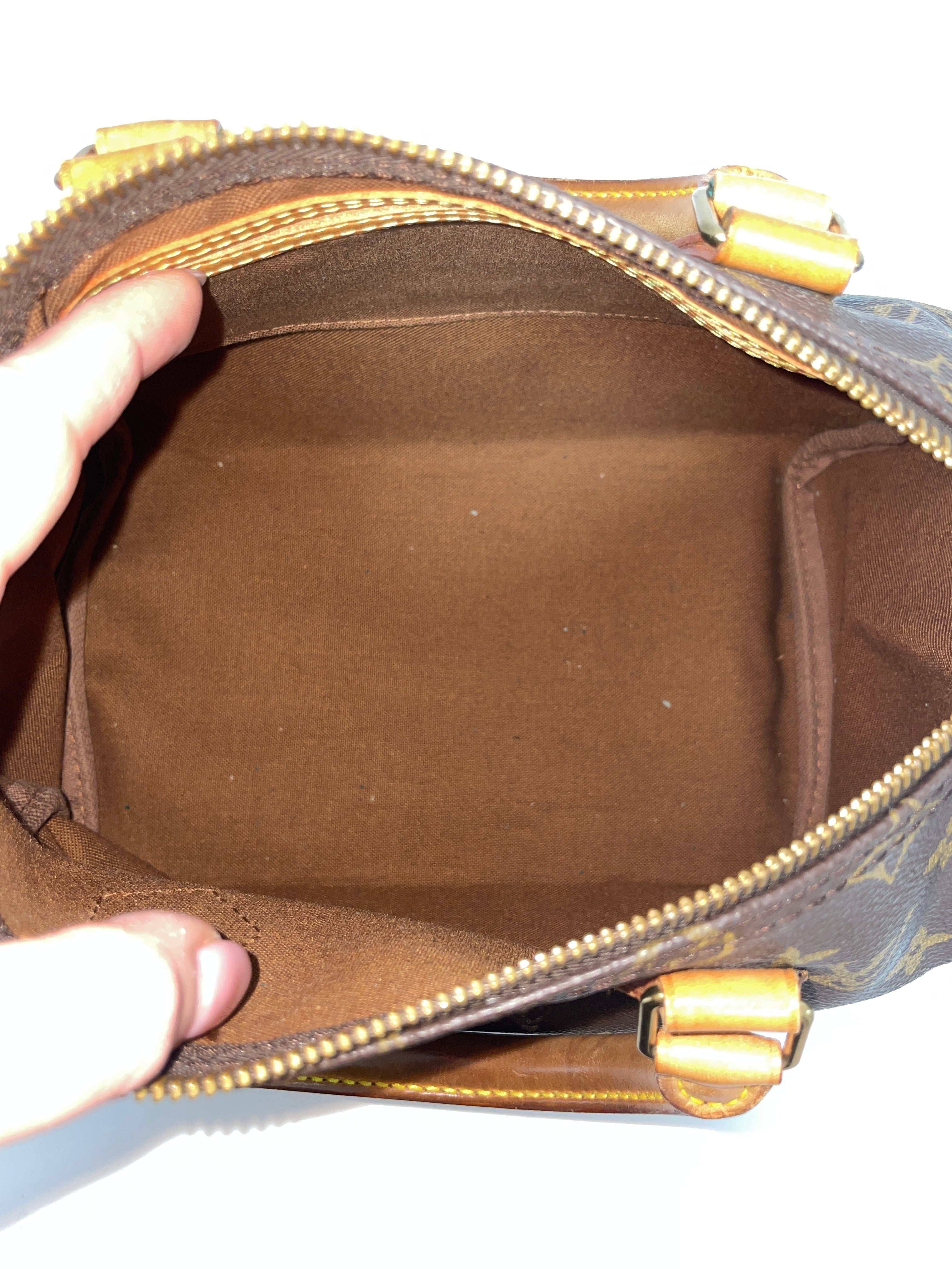 Louis Vuitton Speedy 25 Handbag Monogram Used