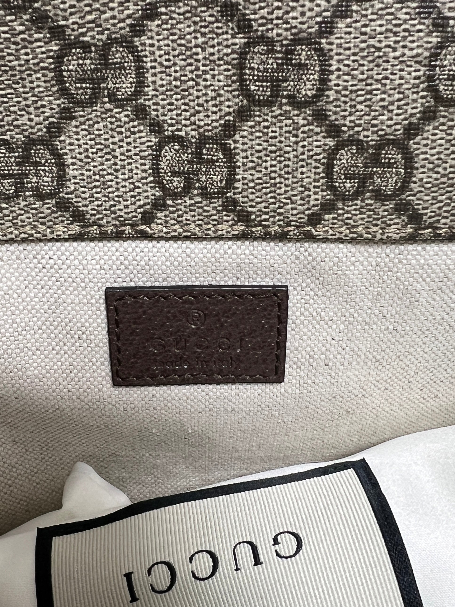 Gucci Neo Vintage Messenger Bag Medium