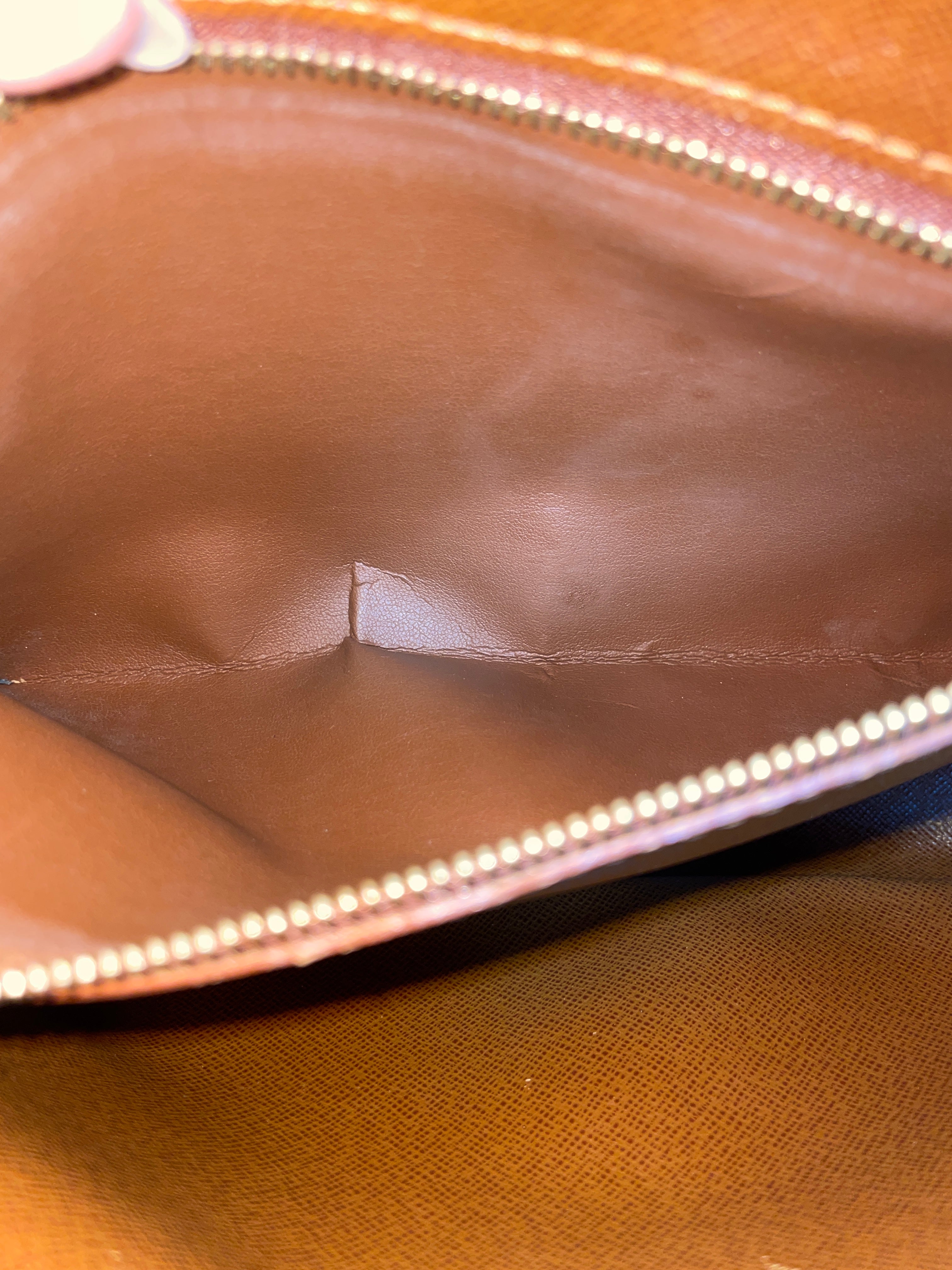 Louis Vuitton Trocadero 27 Shoulder Bag Used