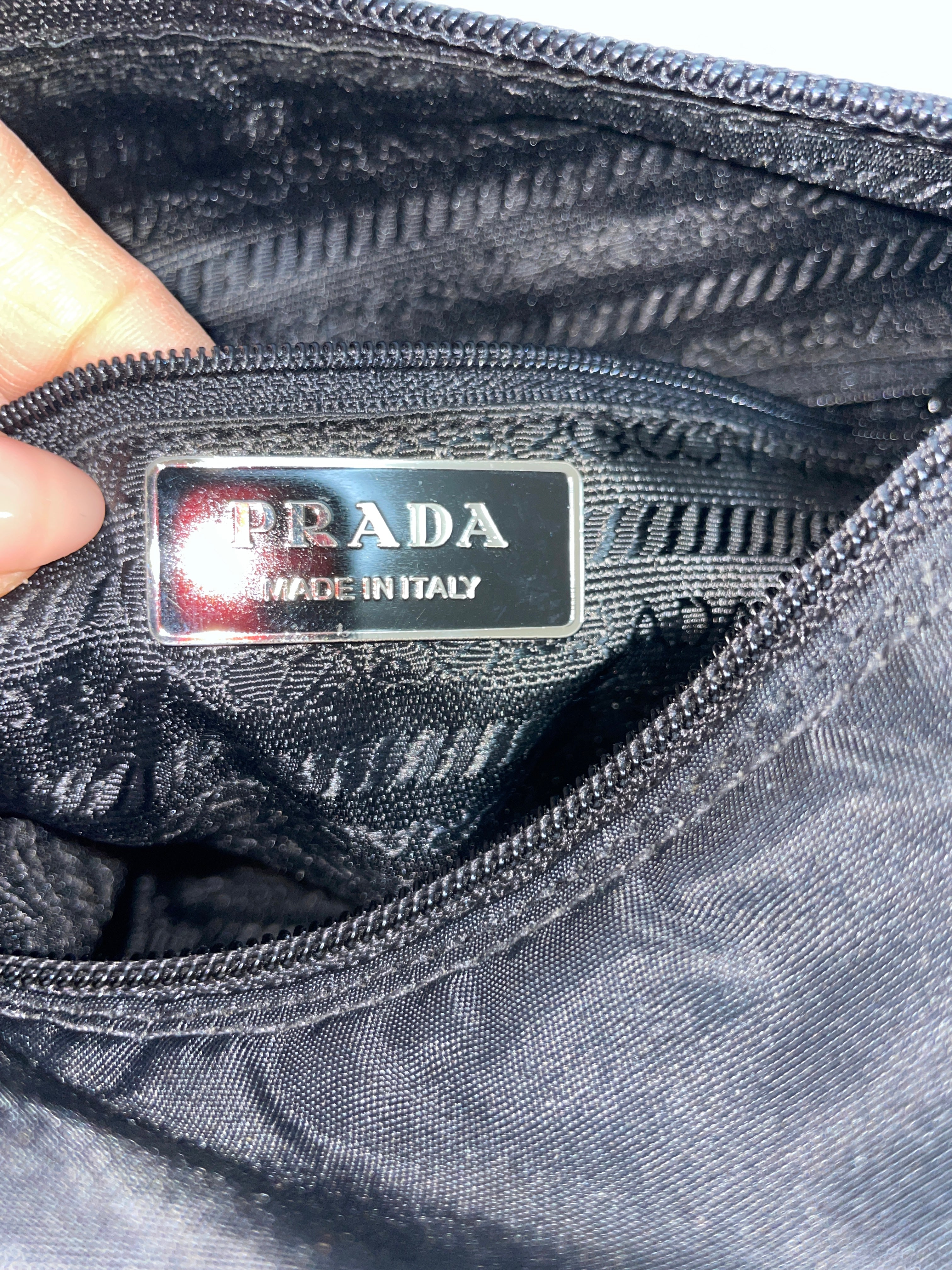 Borsa a tracolla in nylon Prada usata
