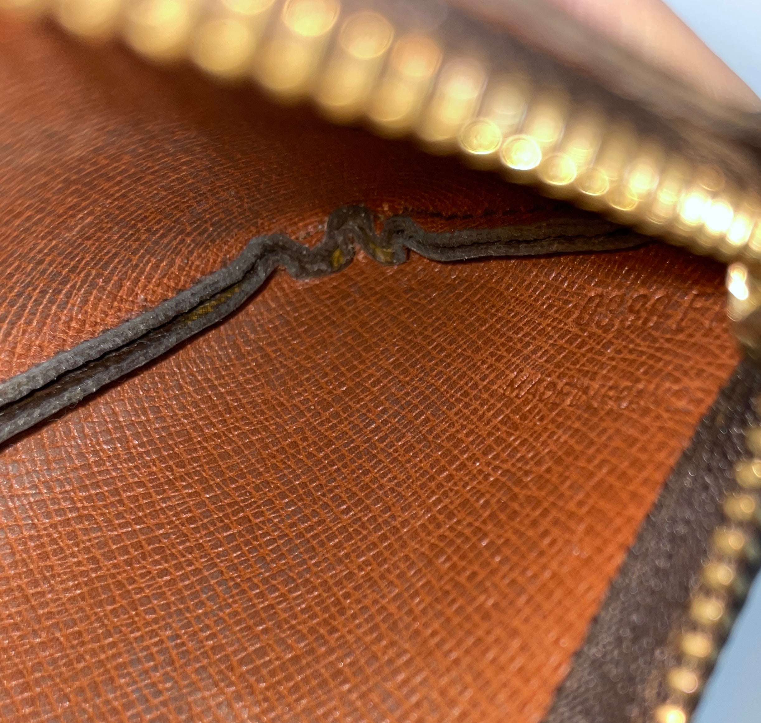 Louis Vuitton Key Pouch Monogram Used