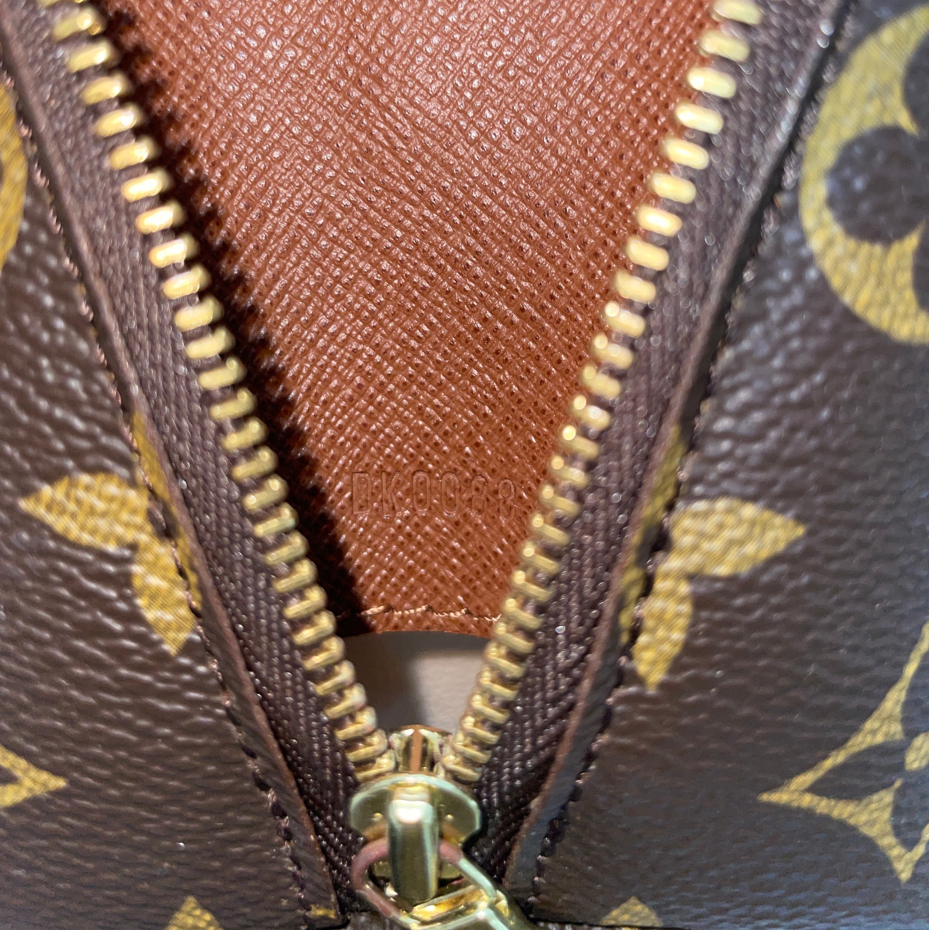 Louis Vuitton Demi Ronde Cosmetic Pouch Used