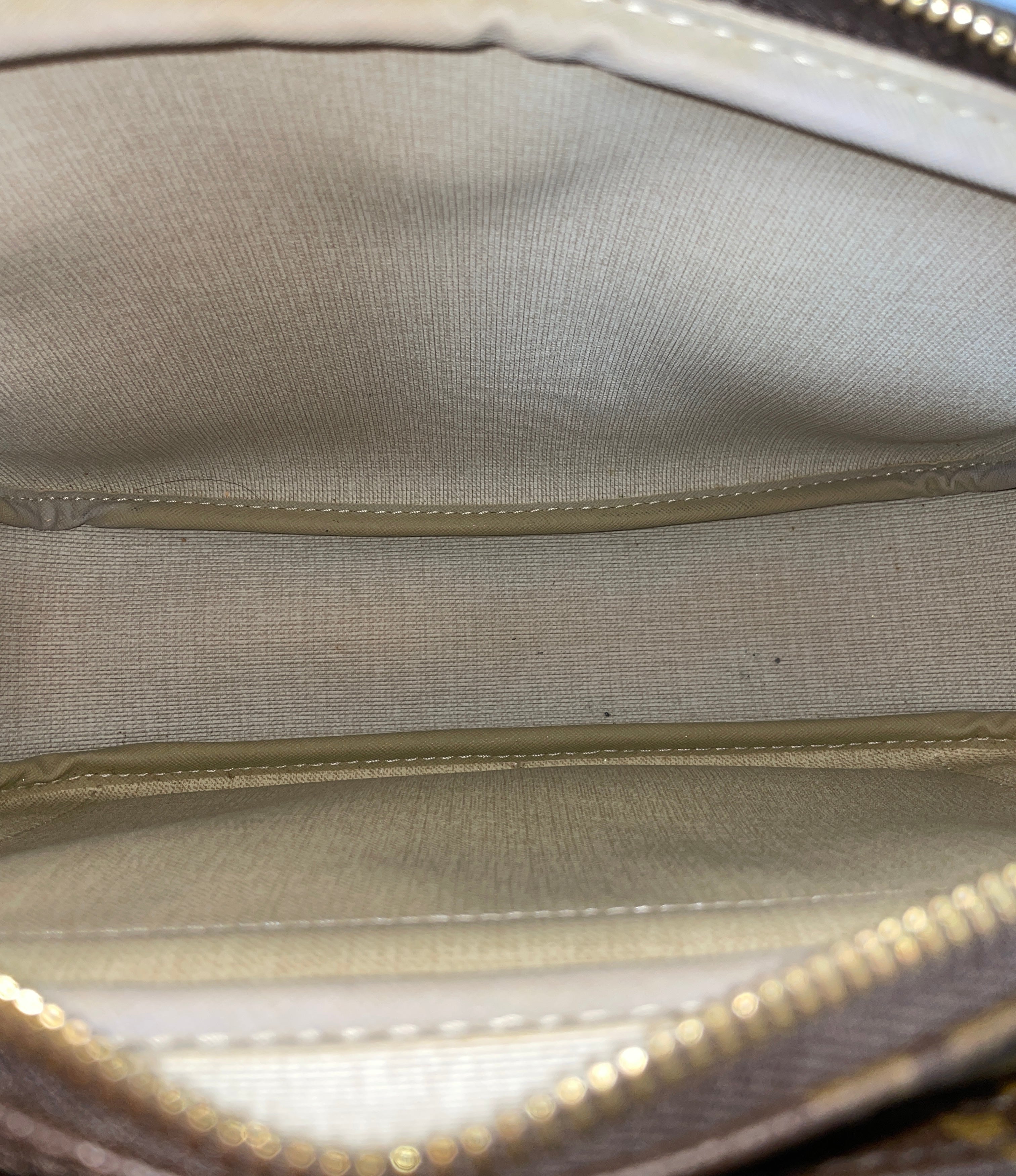 Louis Vuitton Reporter PM Messenger Bag Used