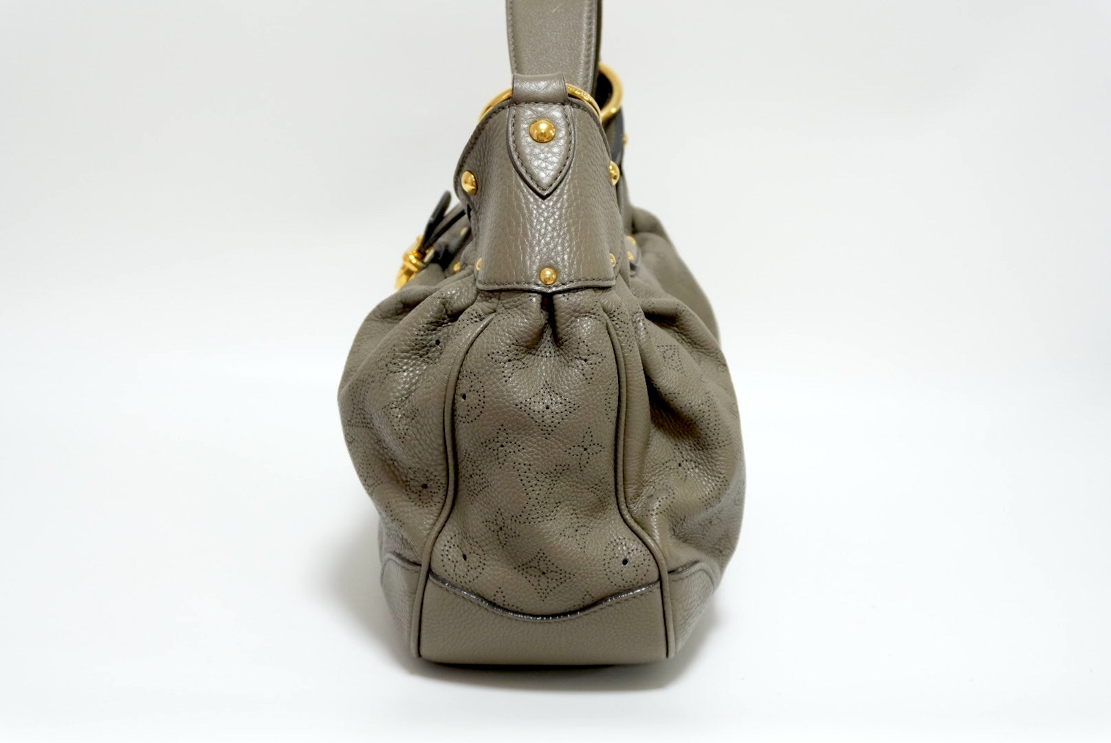 Louis Vuitton Solar PM Mahina Used