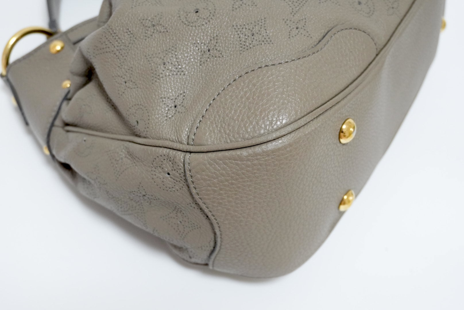 Louis Vuitton Solar PM Mahina Used