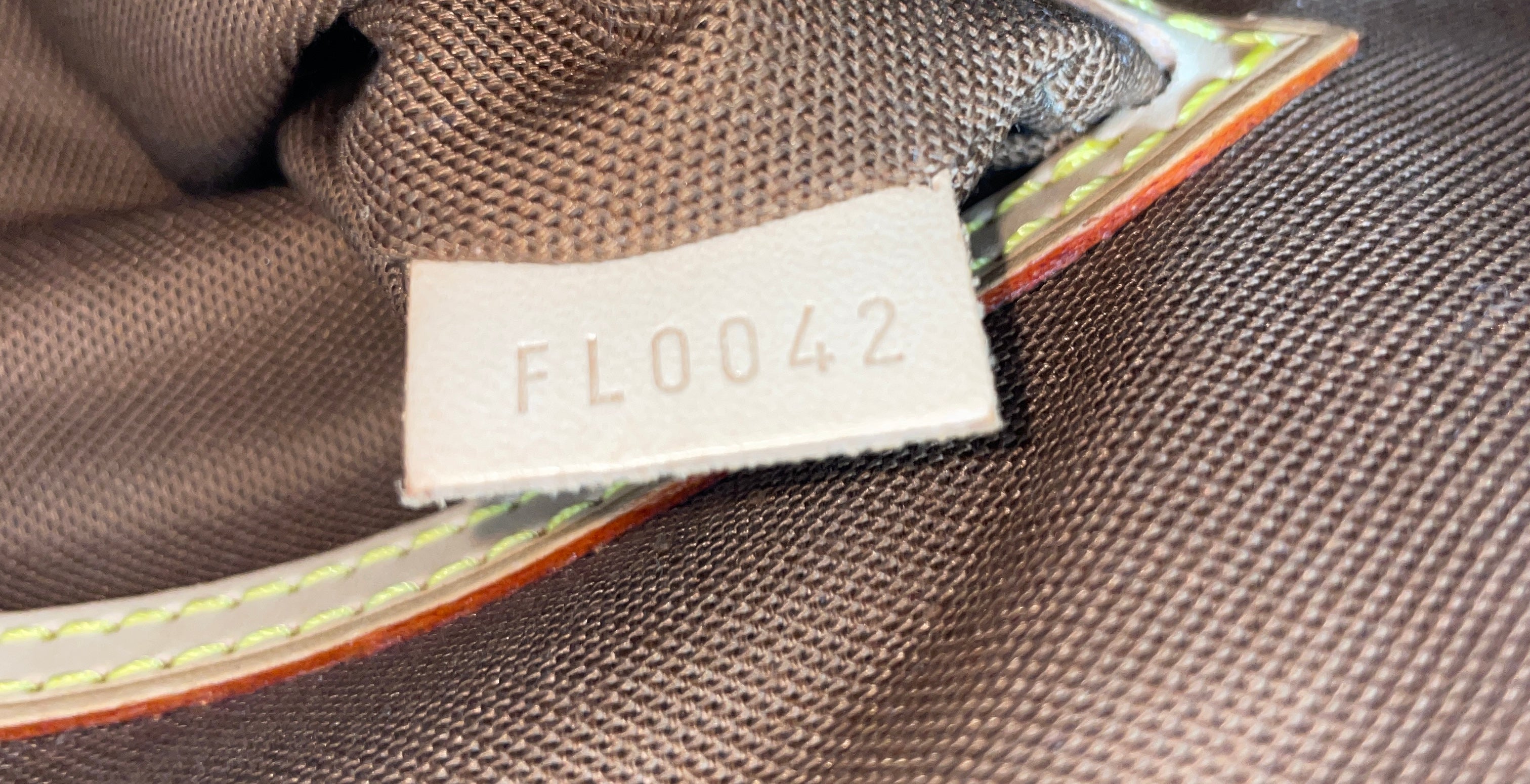 Louis Vuitton Alma PM Handbag Used