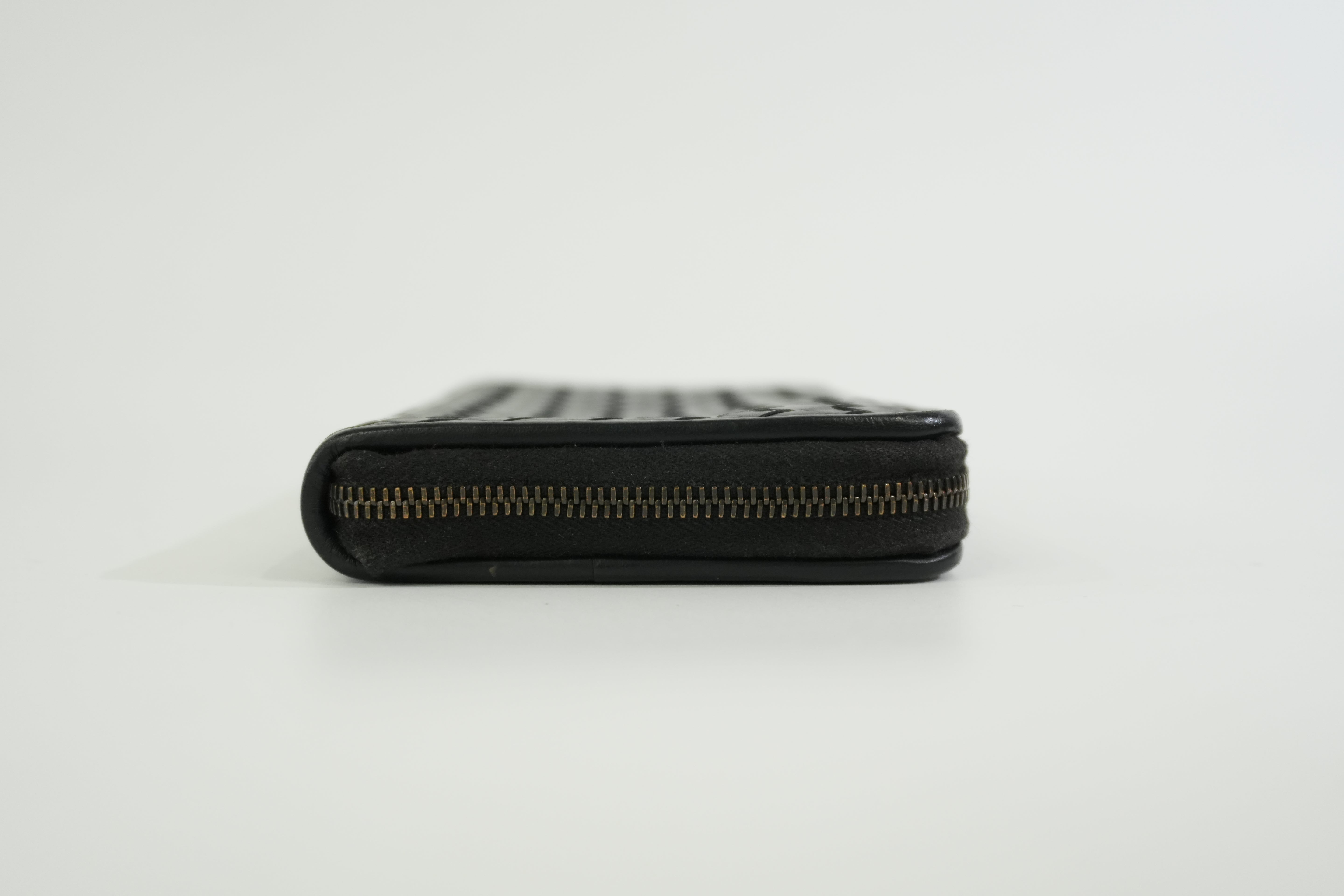 Pre-owned Bottega Zippy Long Wallet Black