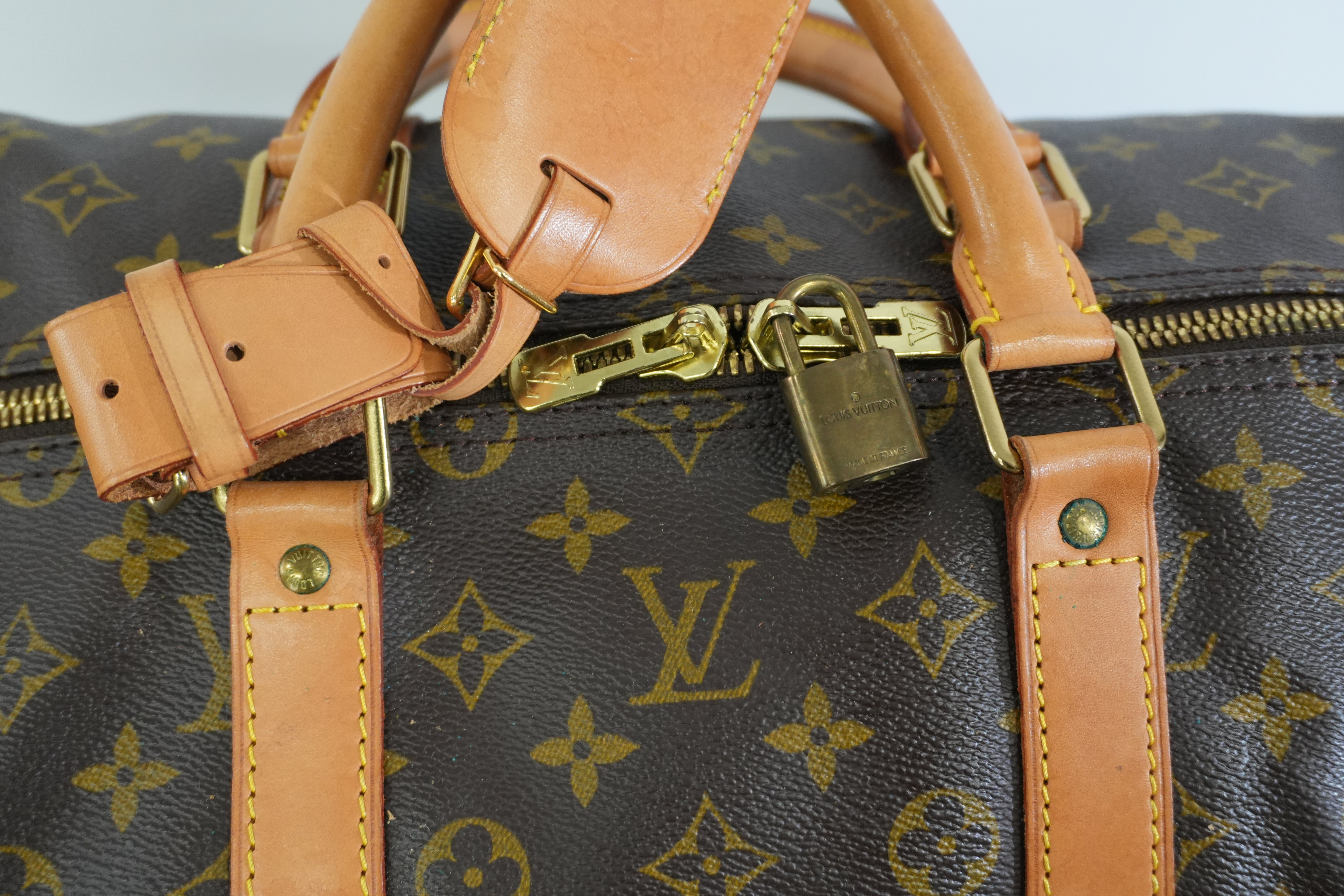 Pre-owned Louis Vuitton Monogram Keepall Bandouliere 55 Duffle Travel Bag