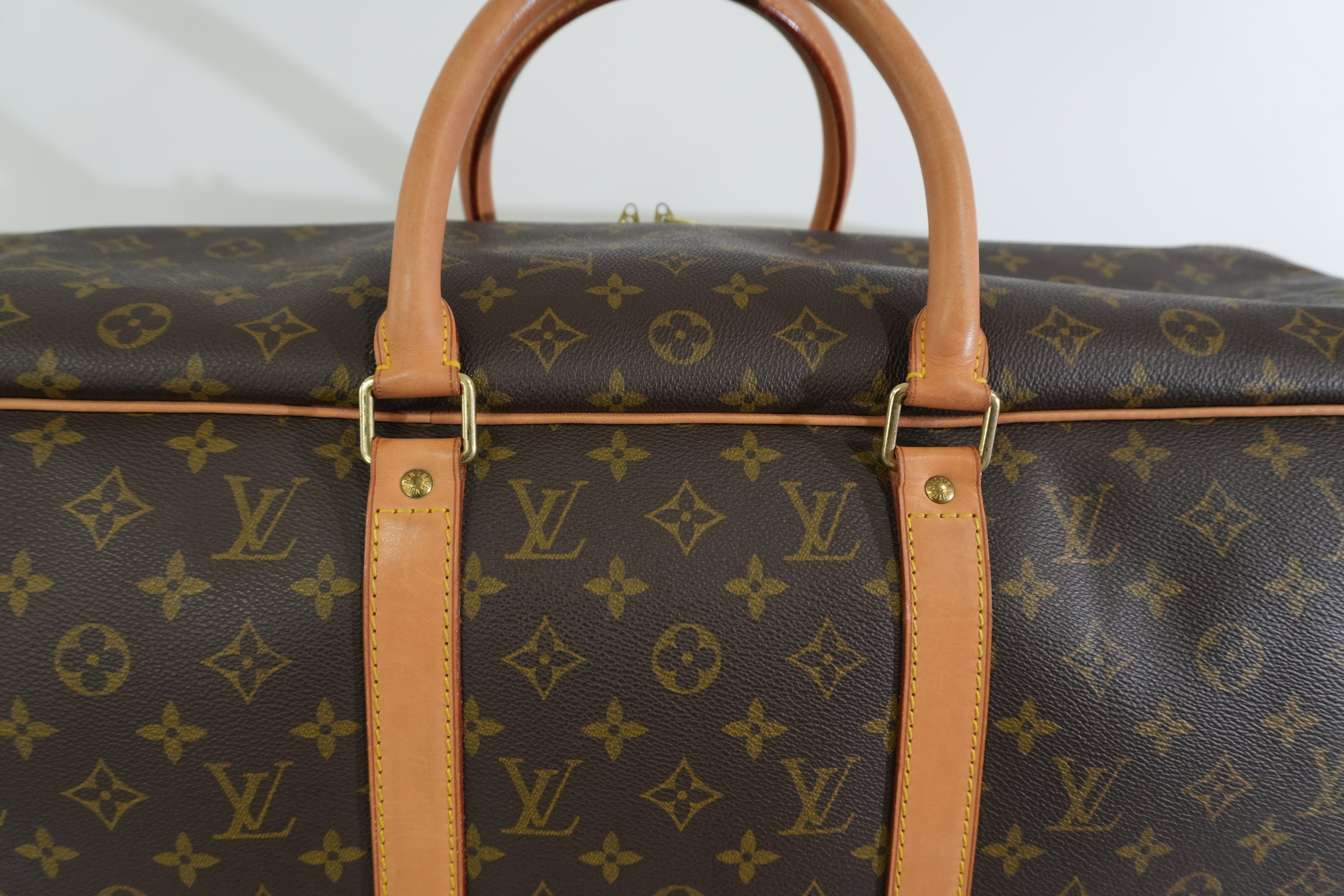 Pre-owned Louis Vuitton Monogram Sirius Travel Bag