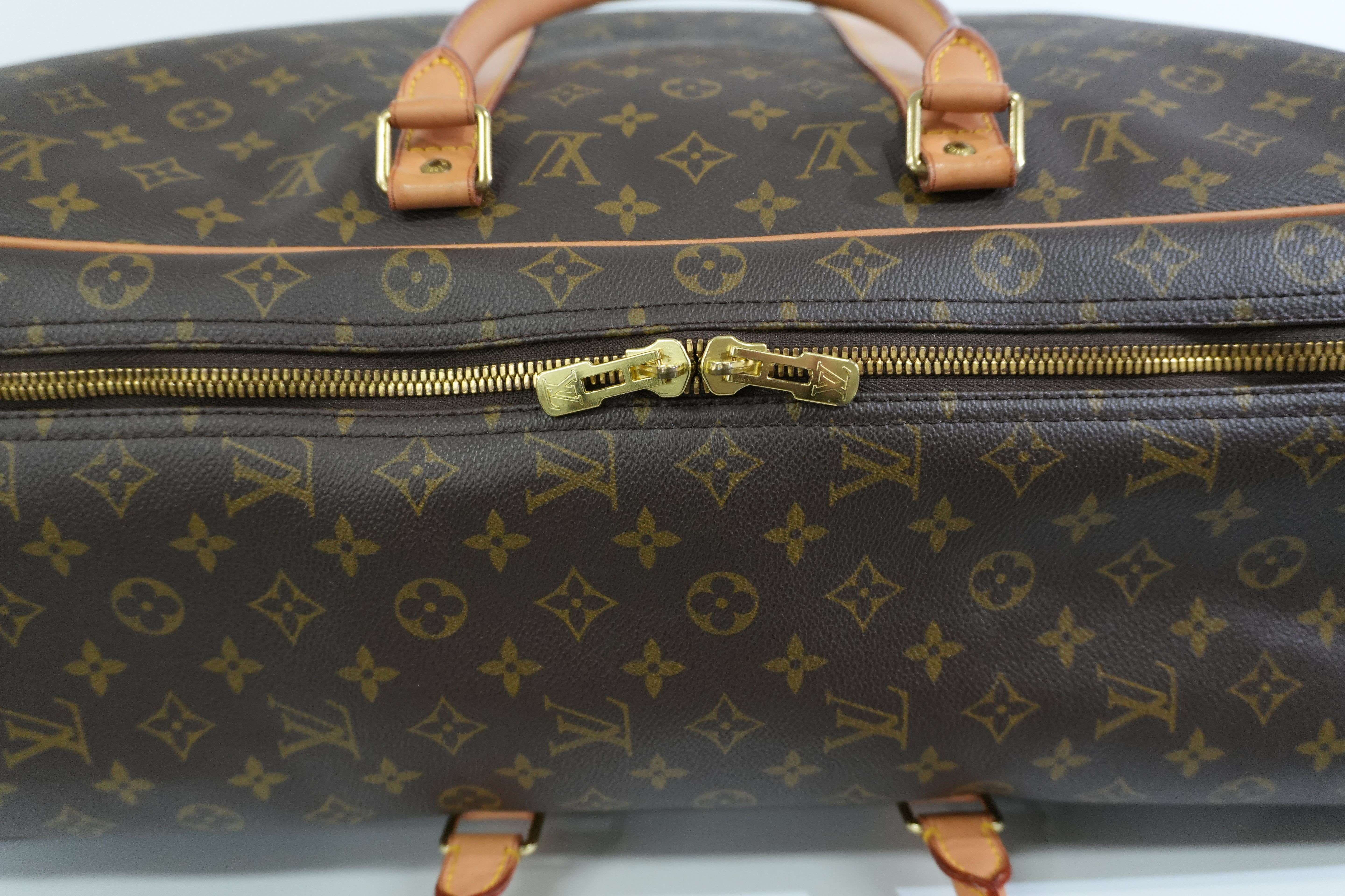 Pre-owned Louis Vuitton Monogram Sirius Travel Bag