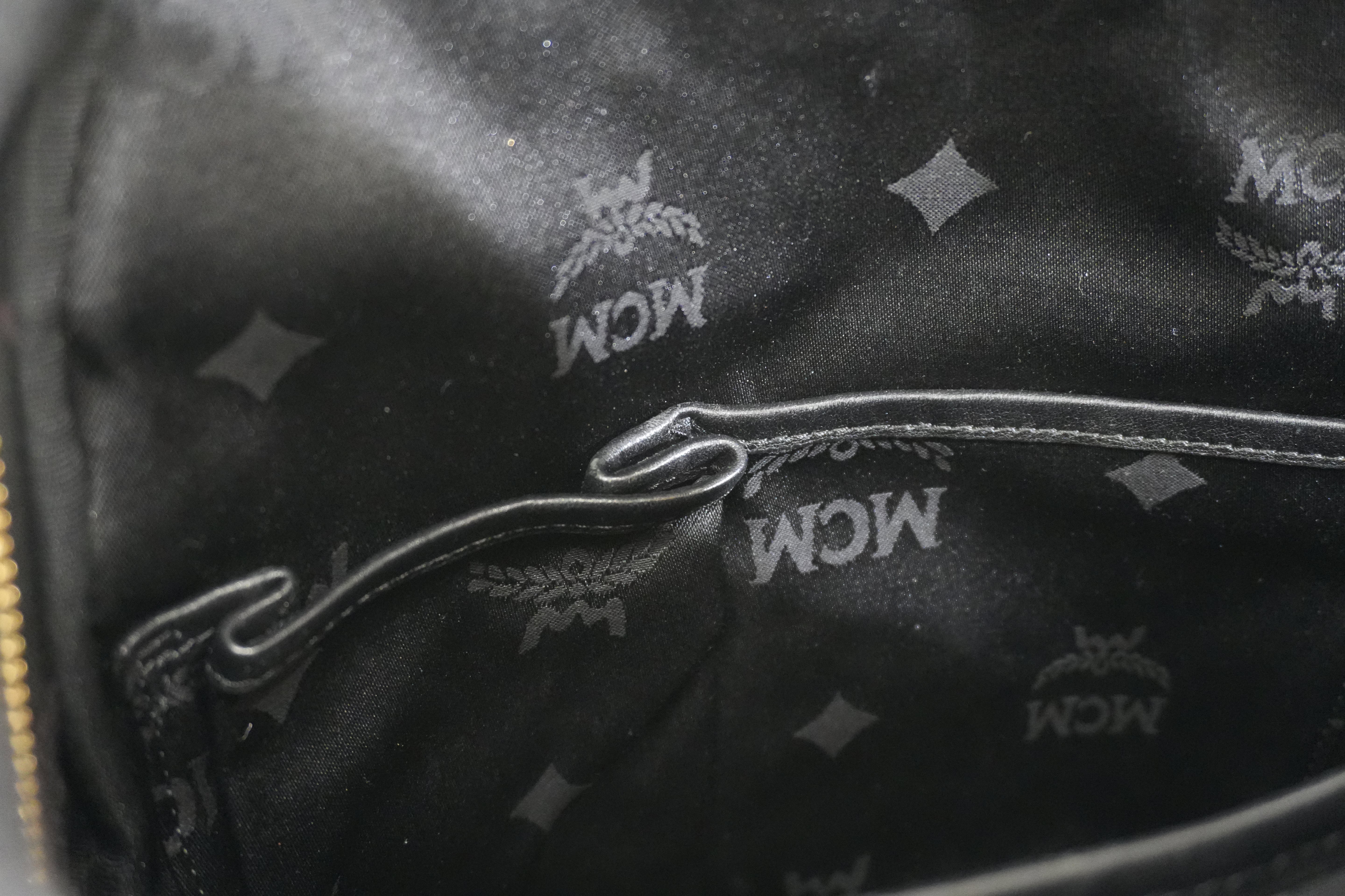 Pre-owned MCM Metallic Backpack with Detachable Pouch Gold