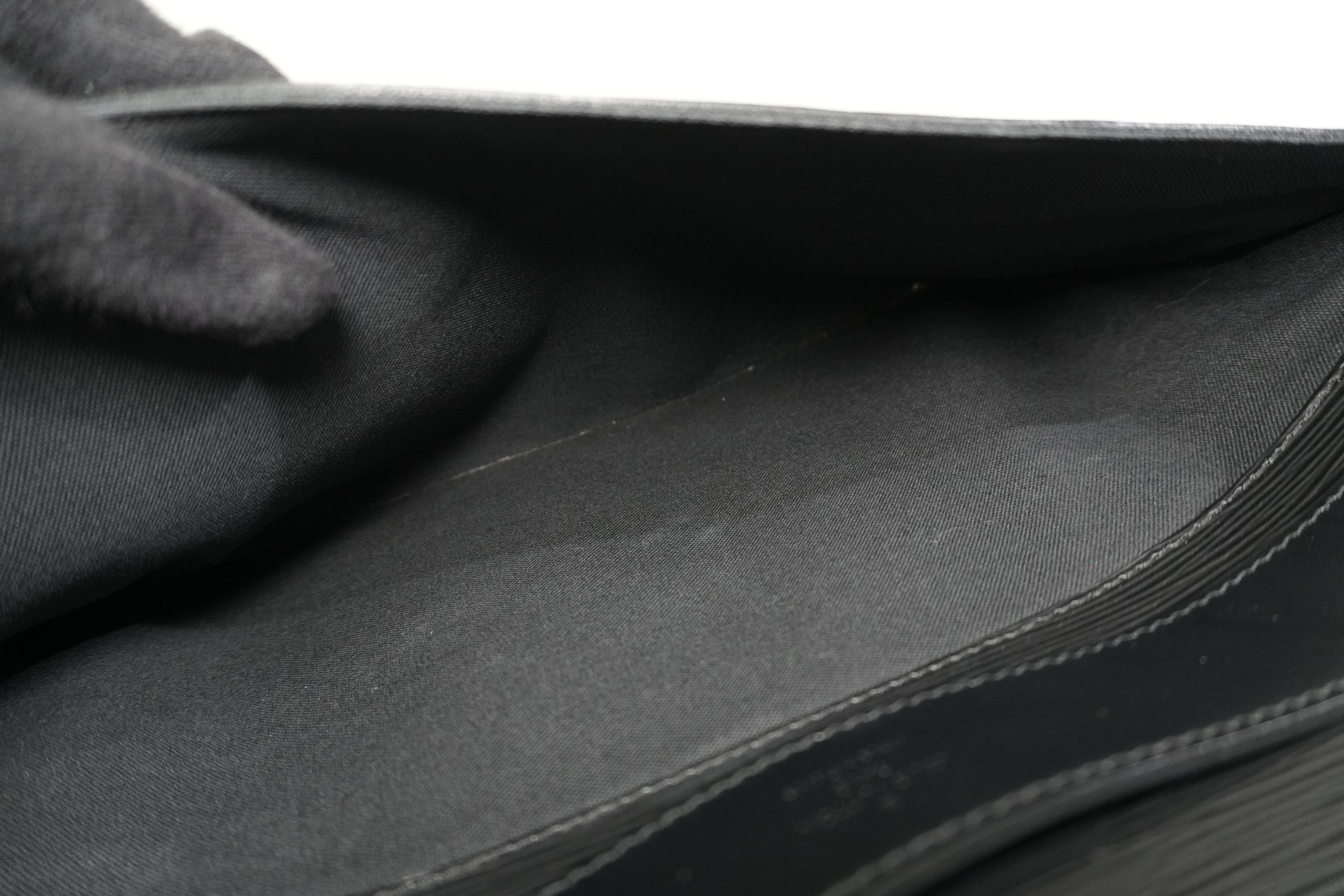 Pre-owned Louis Vuitton Epi Briefcase Handbag Black