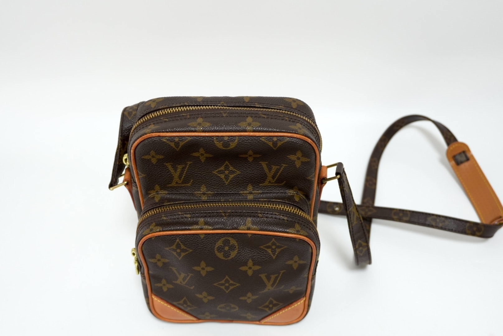 Louis Vuitton Amazone Crossbody Used
