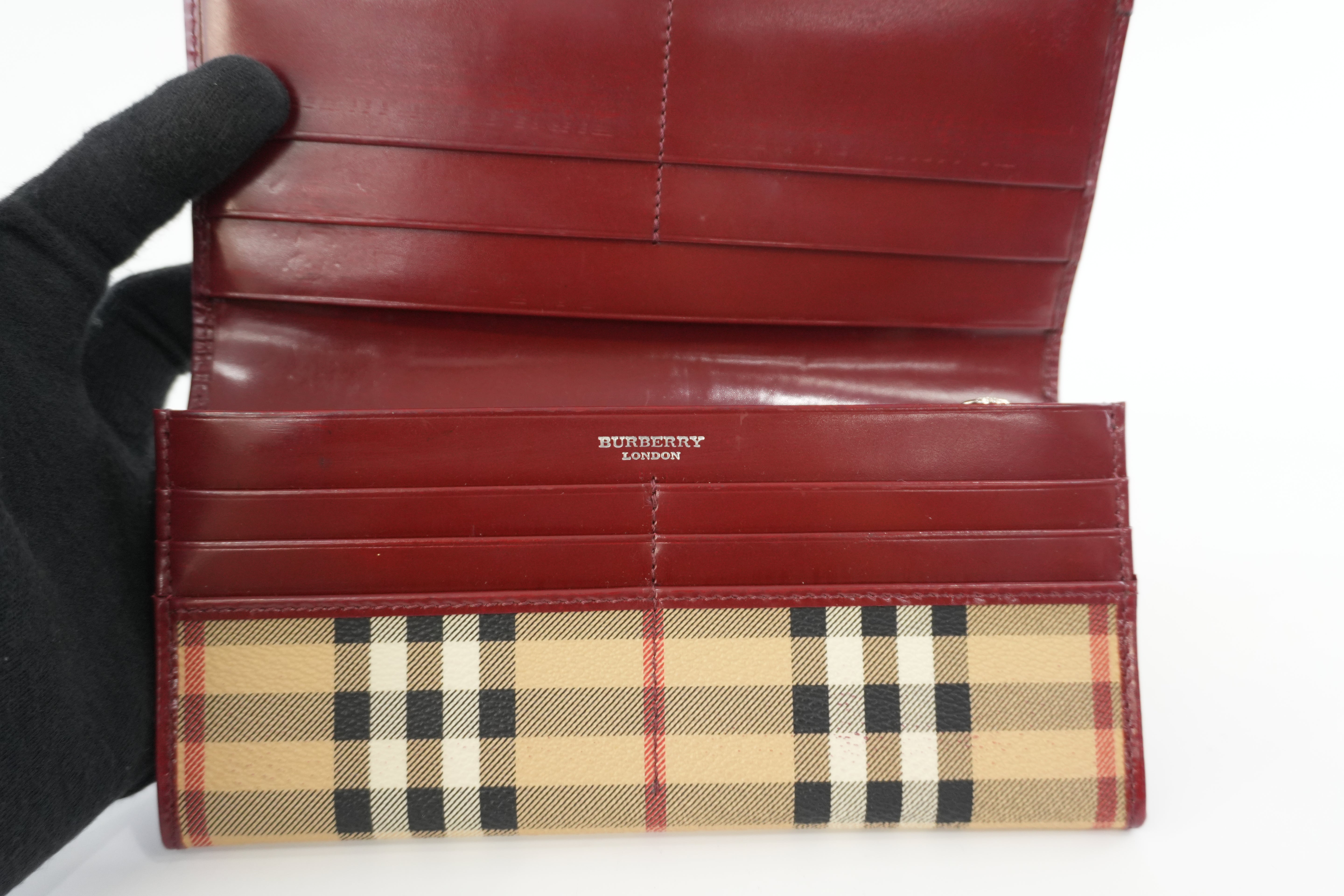 Burberry Wallet Burgundy Used