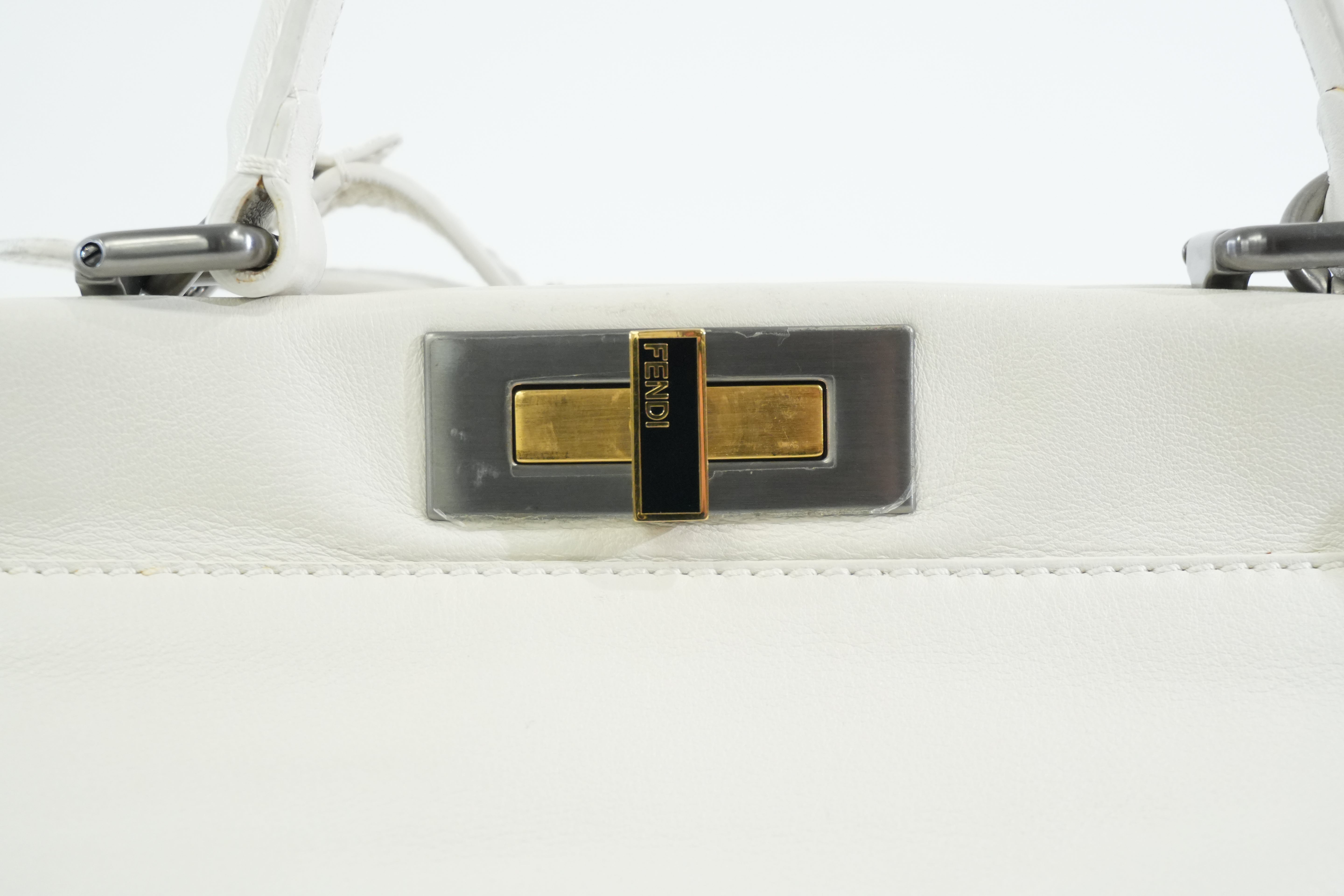 Pre-owned Fendi Peek a Boo Shoulder Bag White