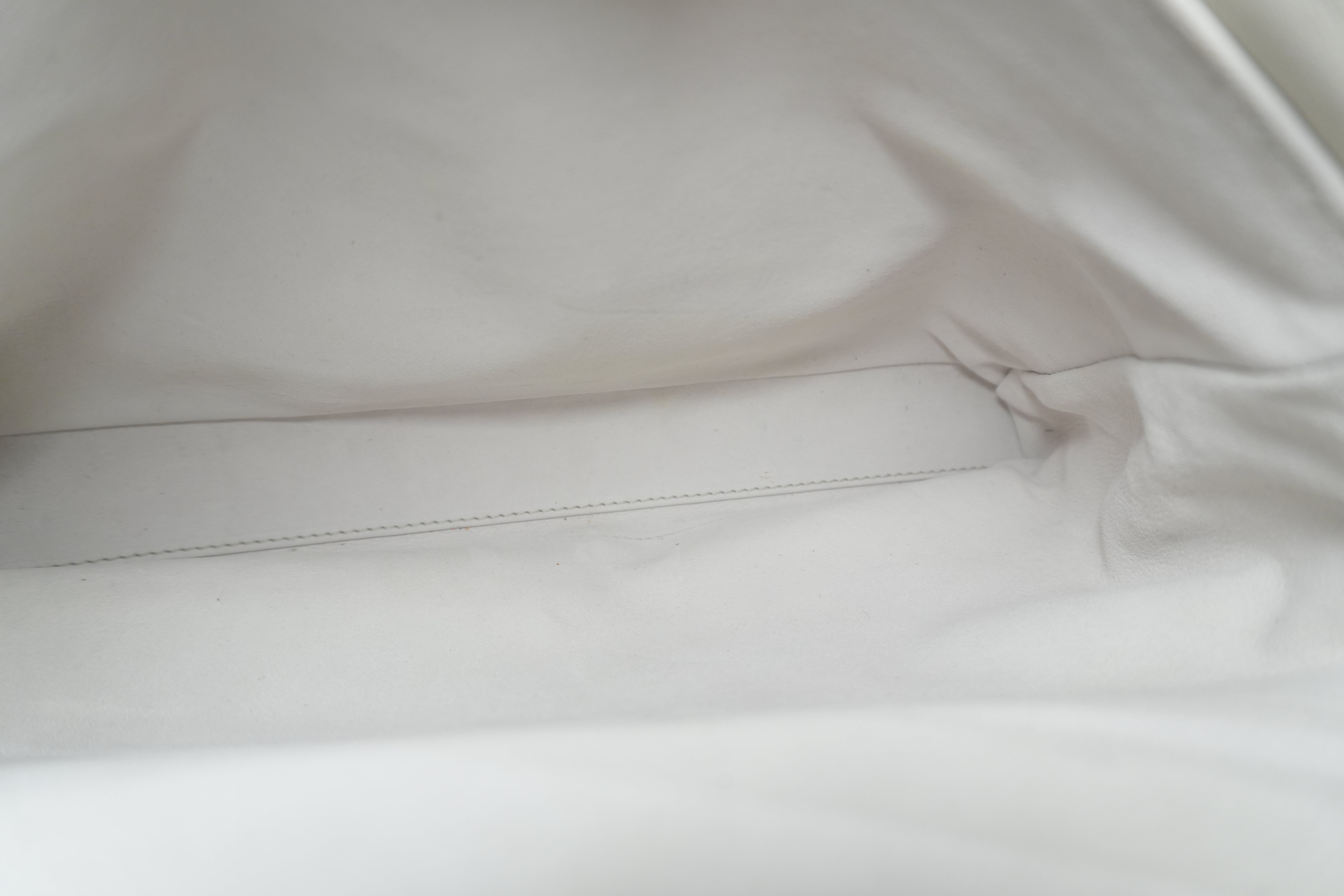 Pre-owned Fendi Peek a Boo Shoulder Bag White