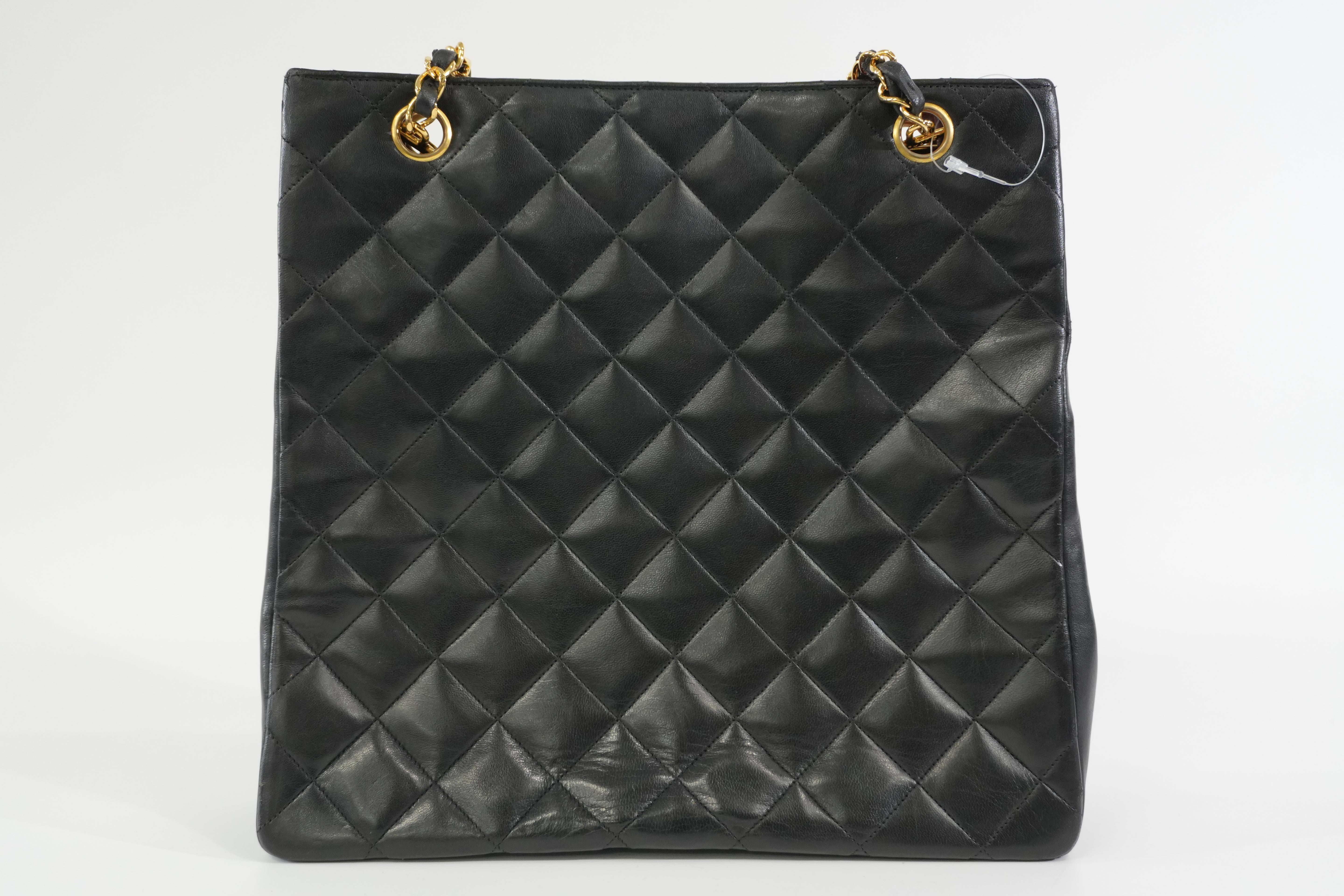 Pre-owned Chanel Lambskin Leather Chanel Chain Shoulder Bag Black