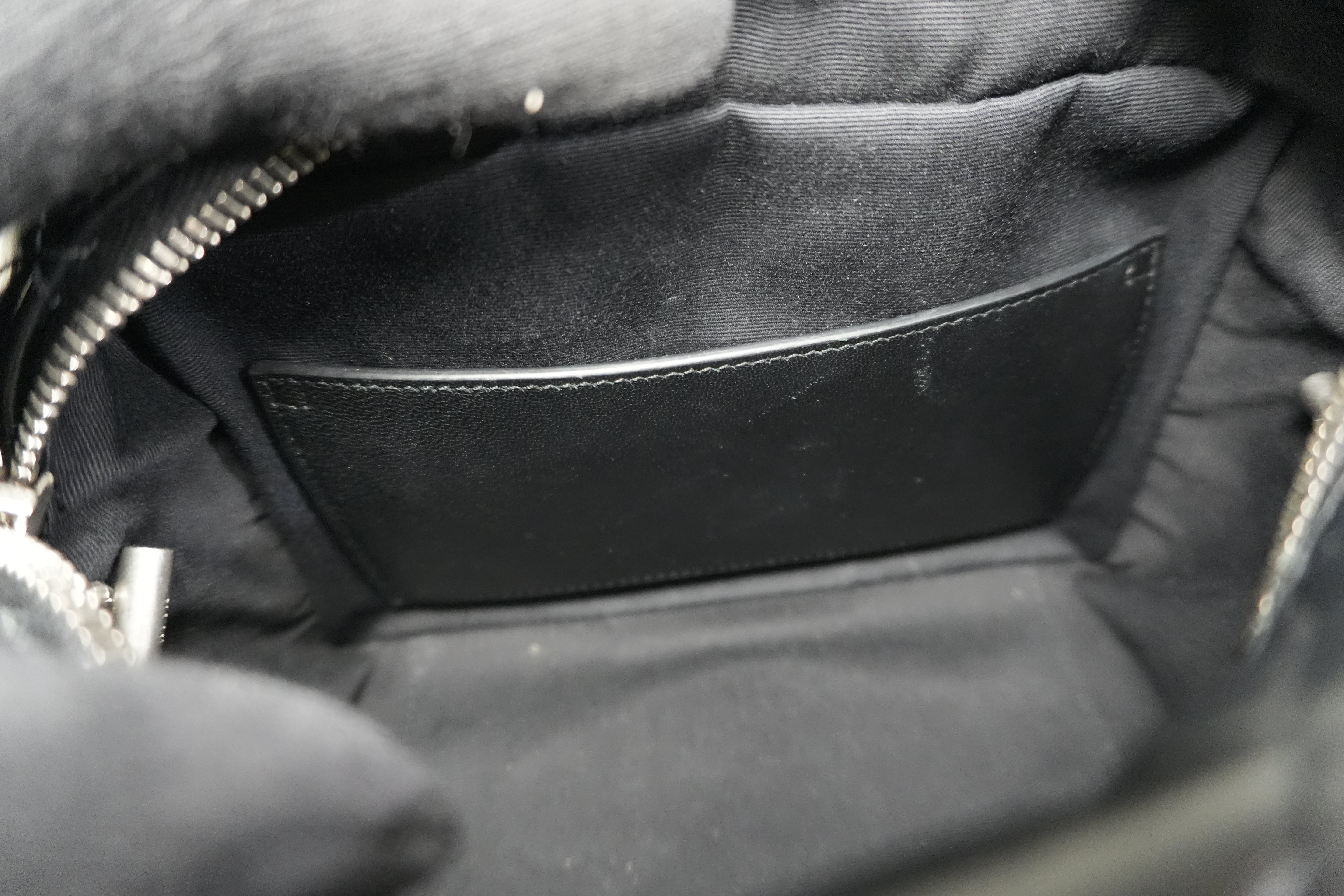 Pre-owned Saint Laurent Loulou Bowling Chain Shoulder Bag Black