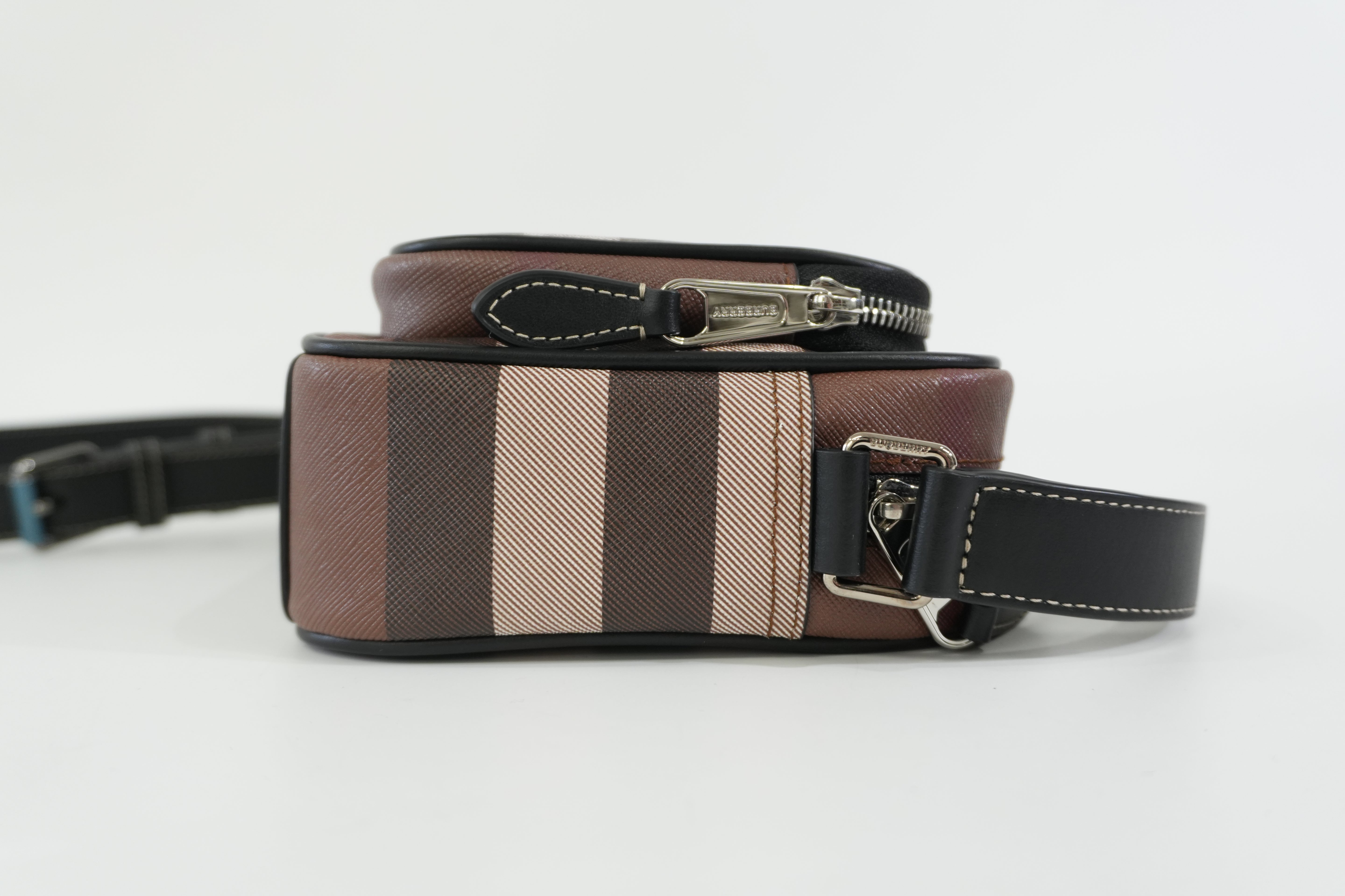 Pre-owned Burberry Paddy Crossbody Bag Brown