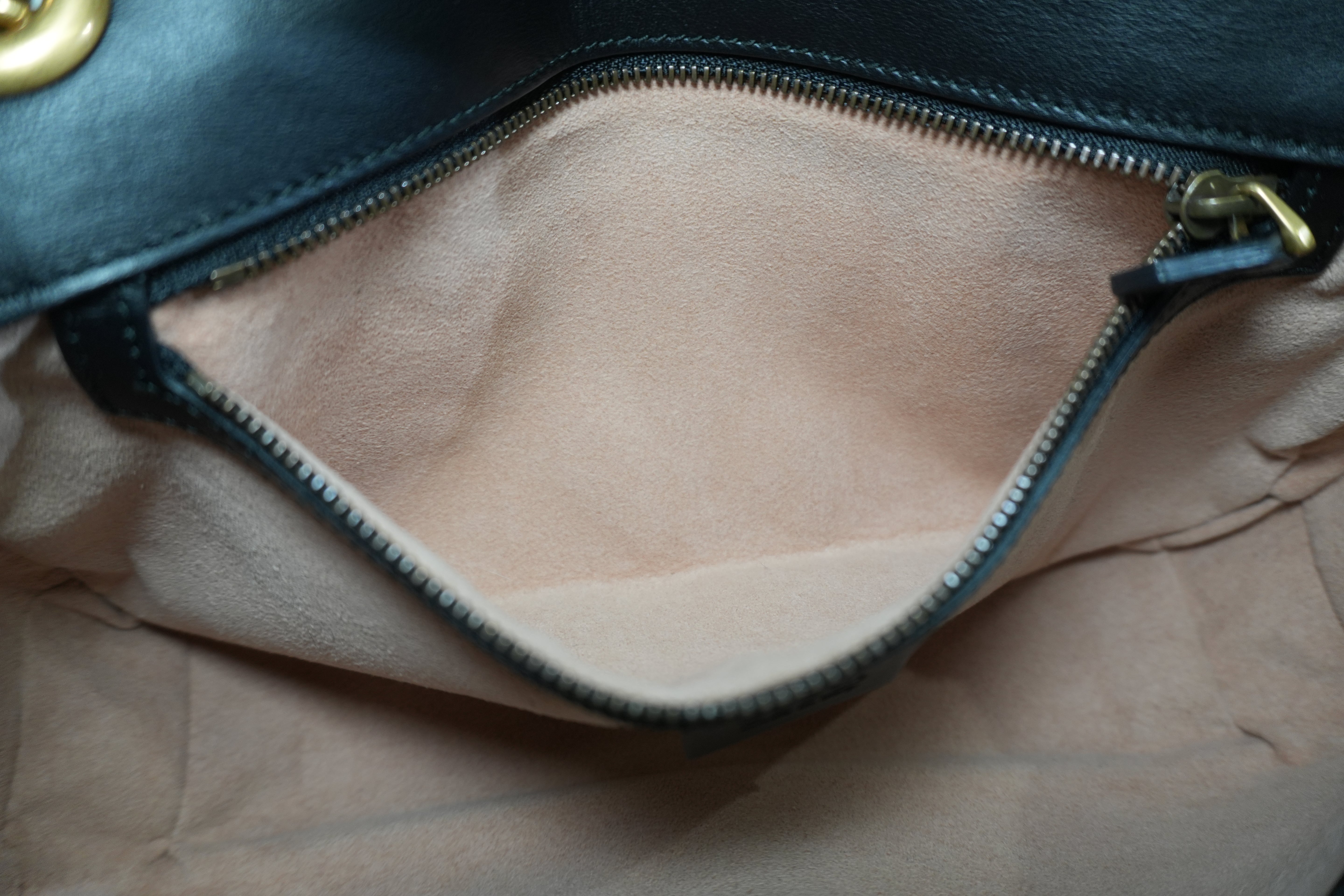 Pre-owned Gucci Marmont Shoulder Bag Black