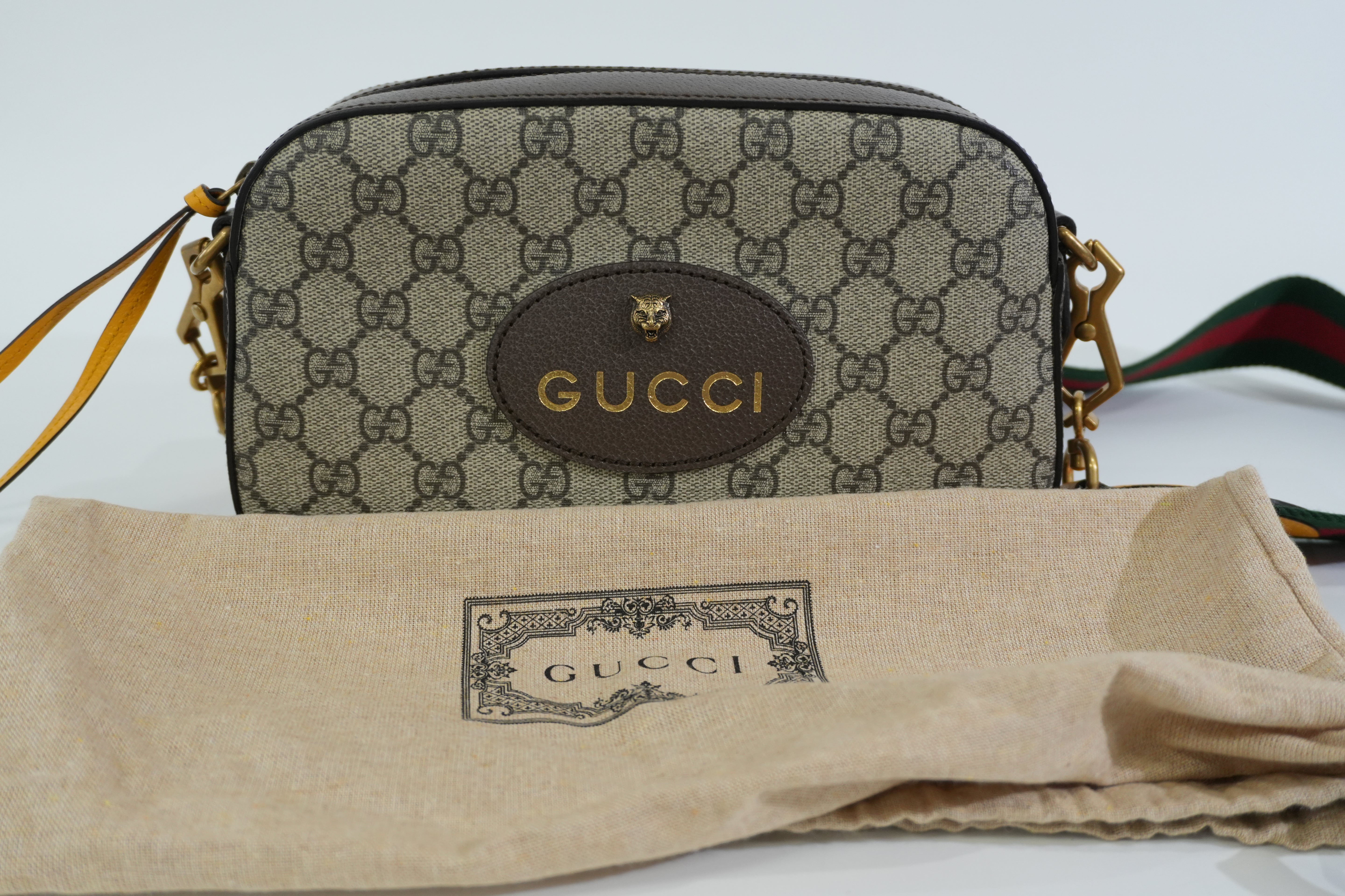 Pre-owned Gucci Neo Supreme Shoulder Bag Brown