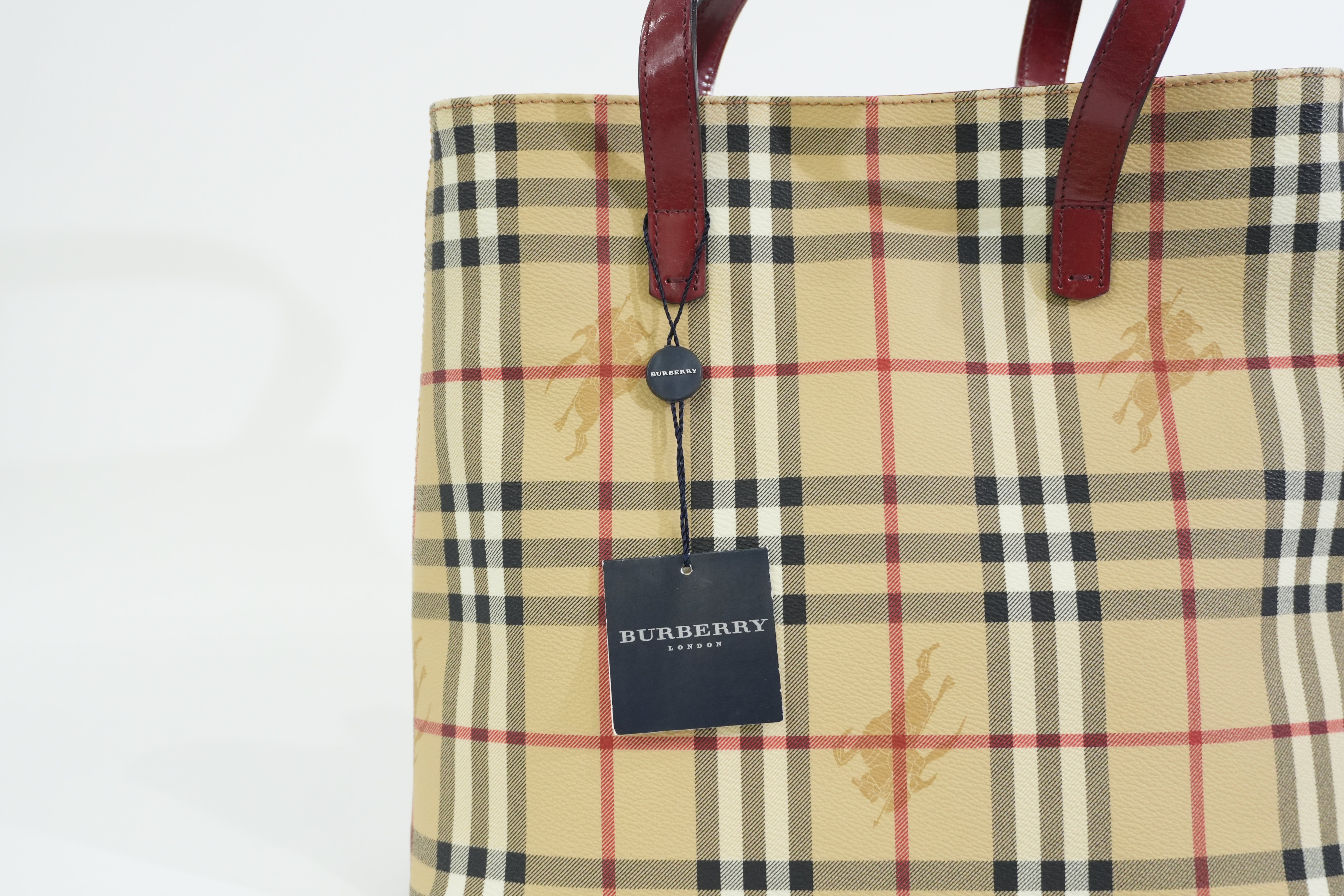 Pre-owned Burberry Nova Check Handbag Red