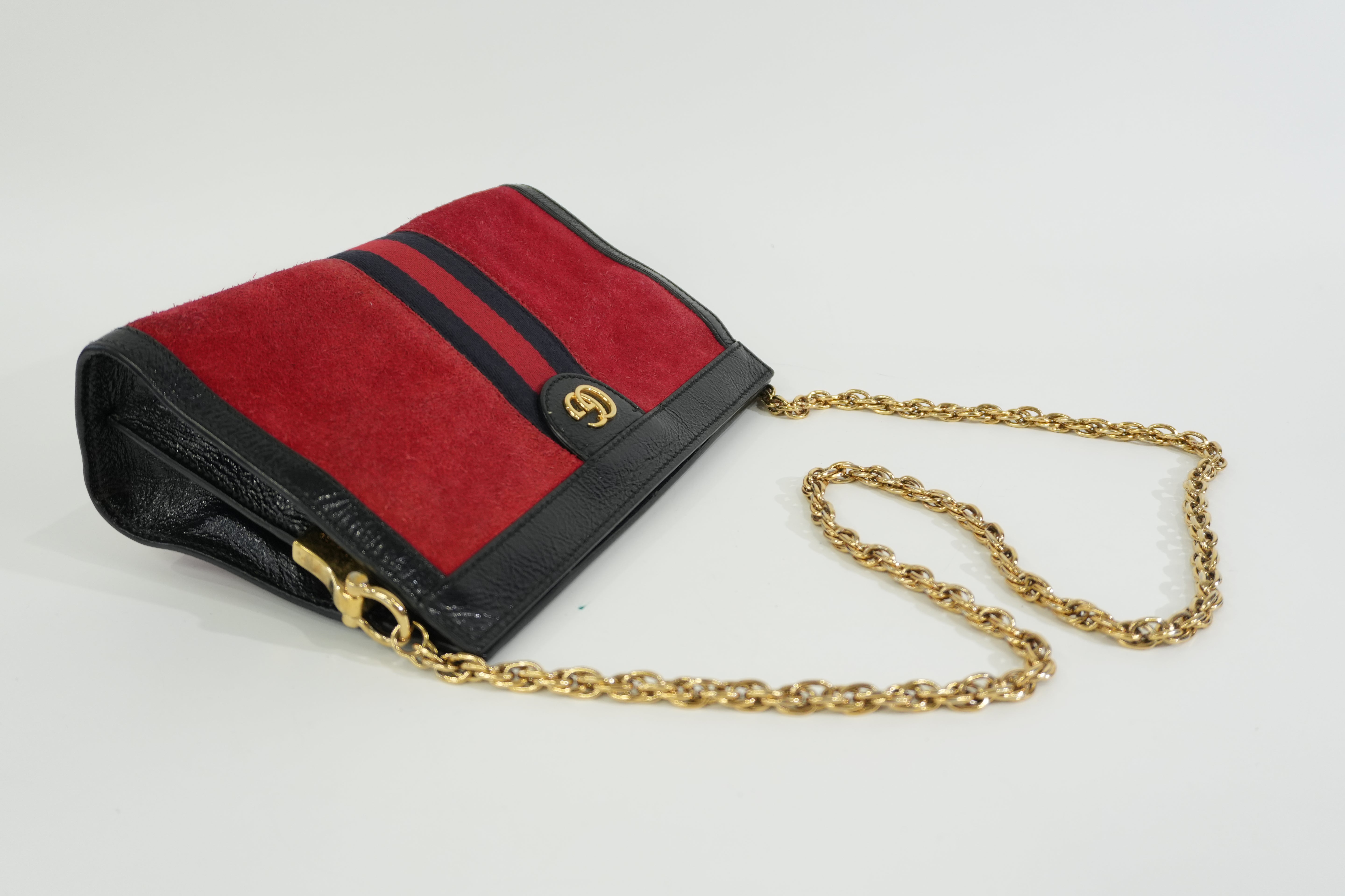 Pre-owned Gucci Suede Leather Chain Shoulder Bag Red