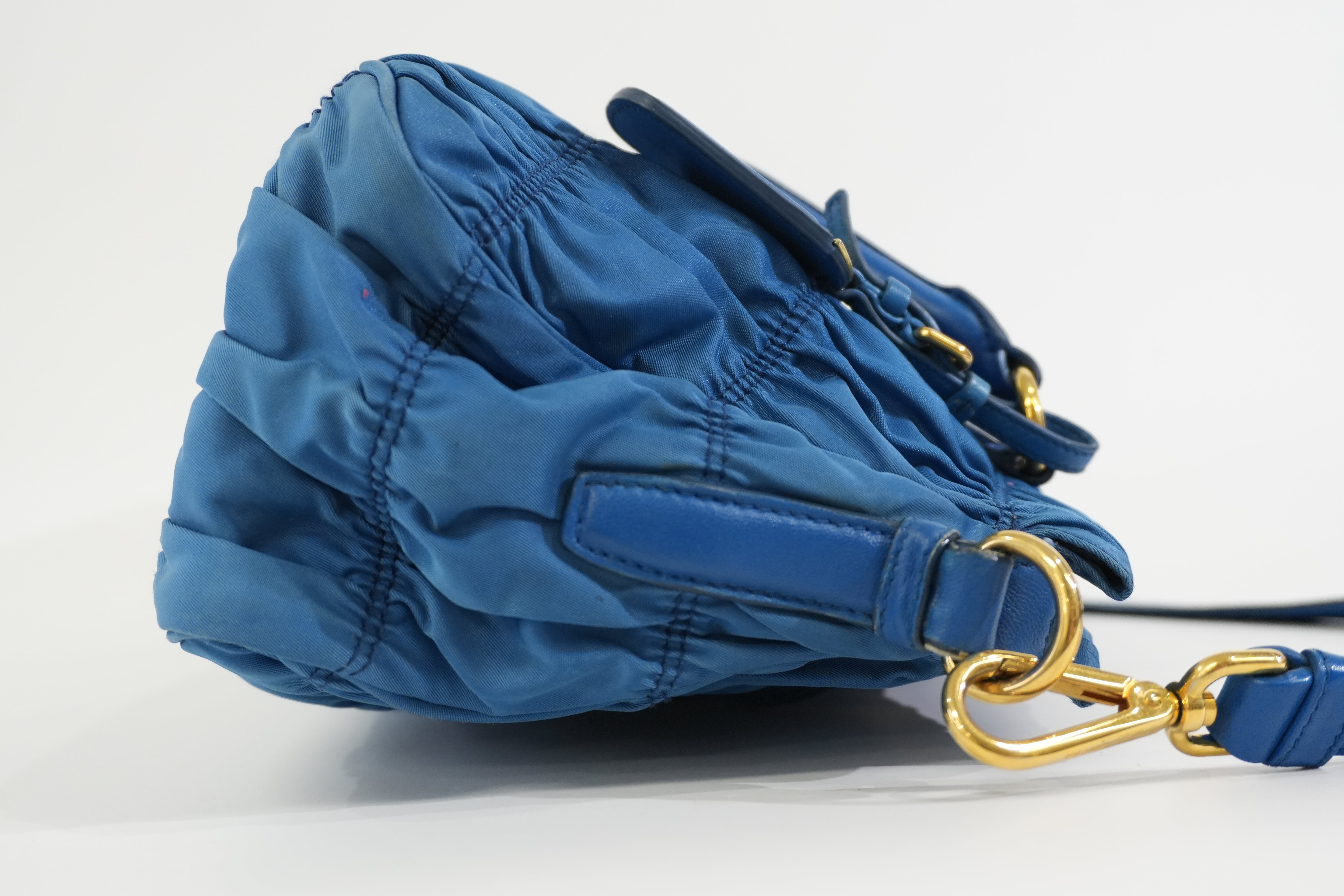 Pre-owned Prada Tessuto Gaufre Shoulder Bag Blue