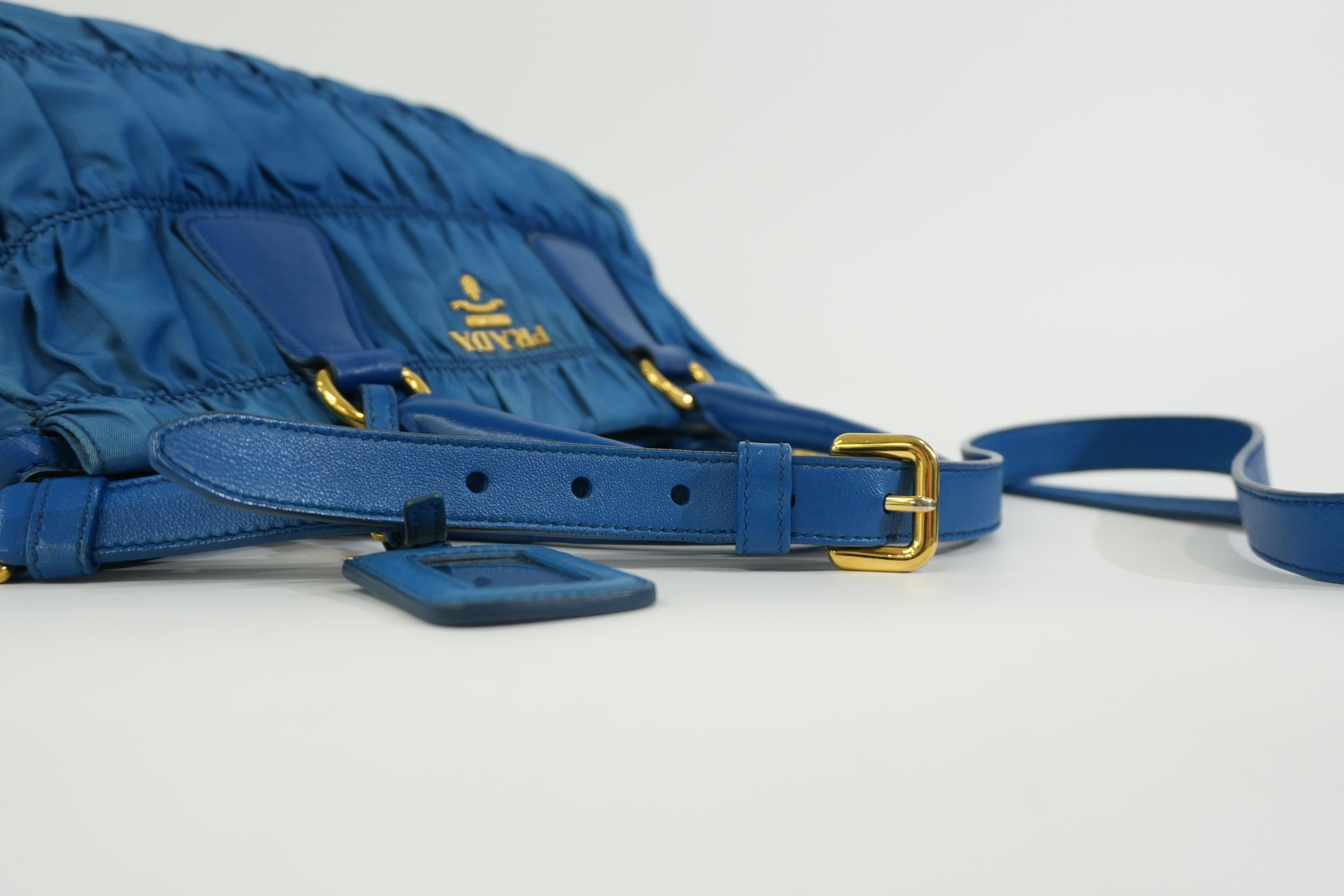 Pre-owned Prada Tessuto Gaufre Shoulder Bag Blue