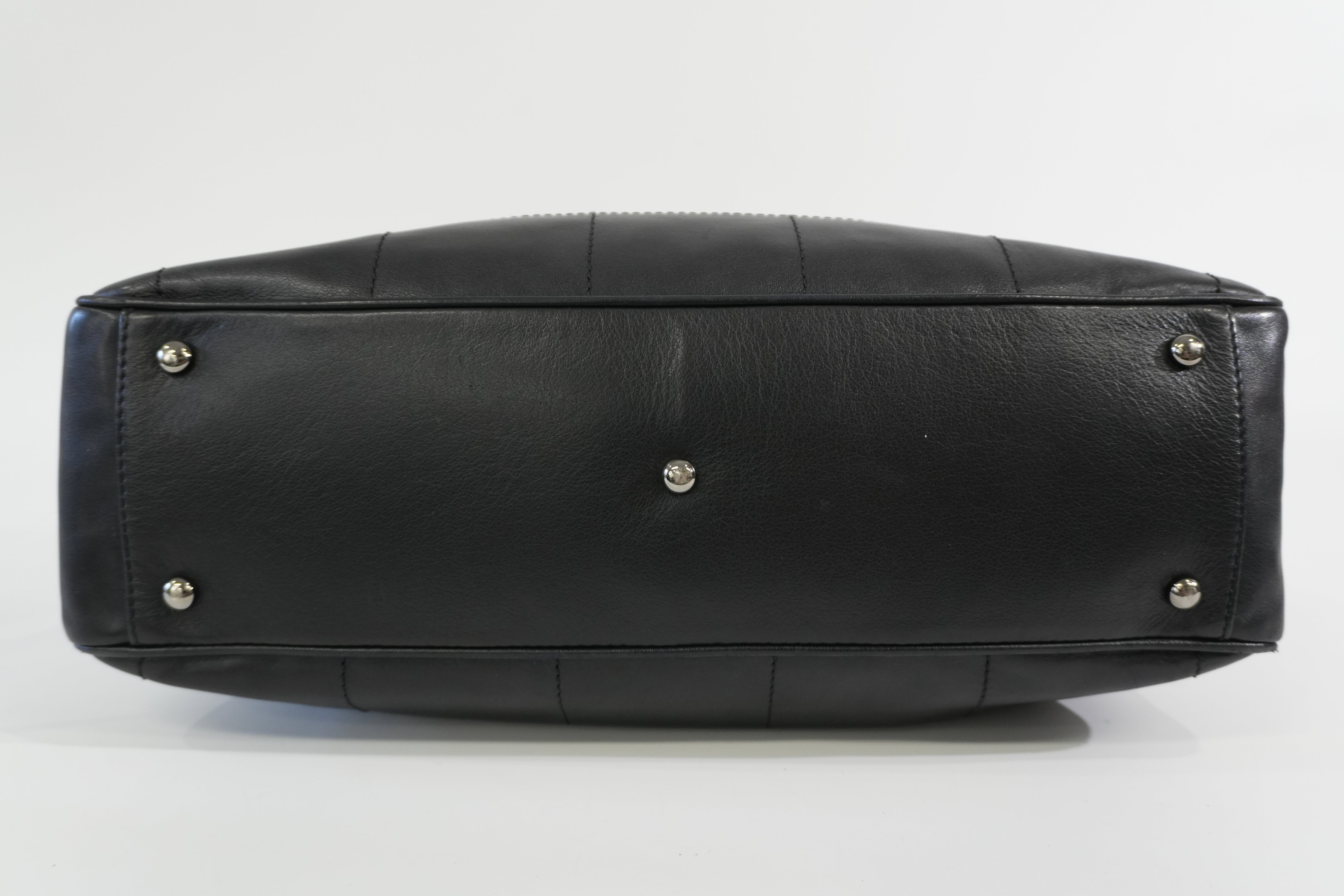 Pre-owned Chanel Chocolate Bar Handbag Black