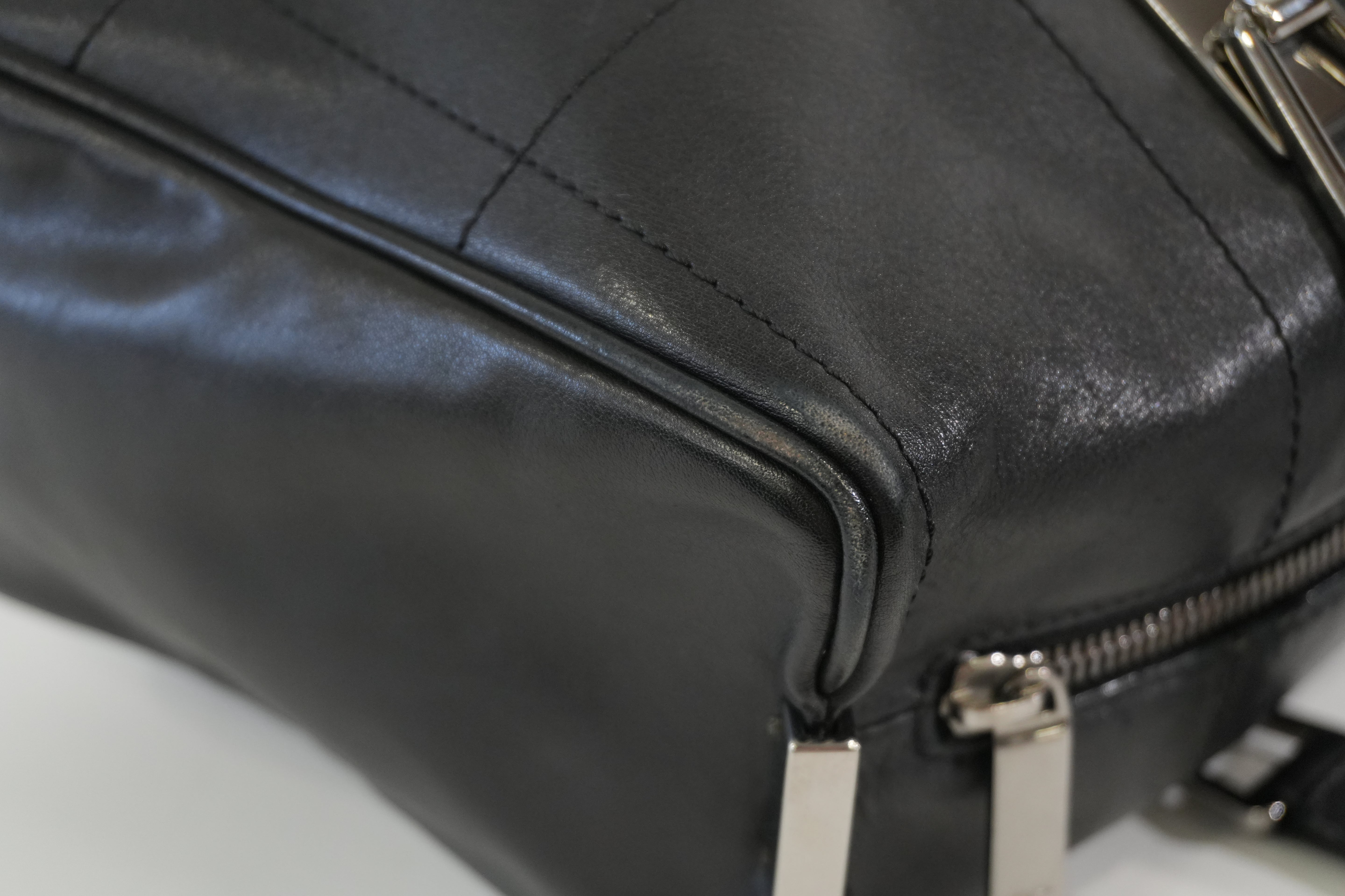 Pre-owned Chanel Chocolate Bar Handbag Black