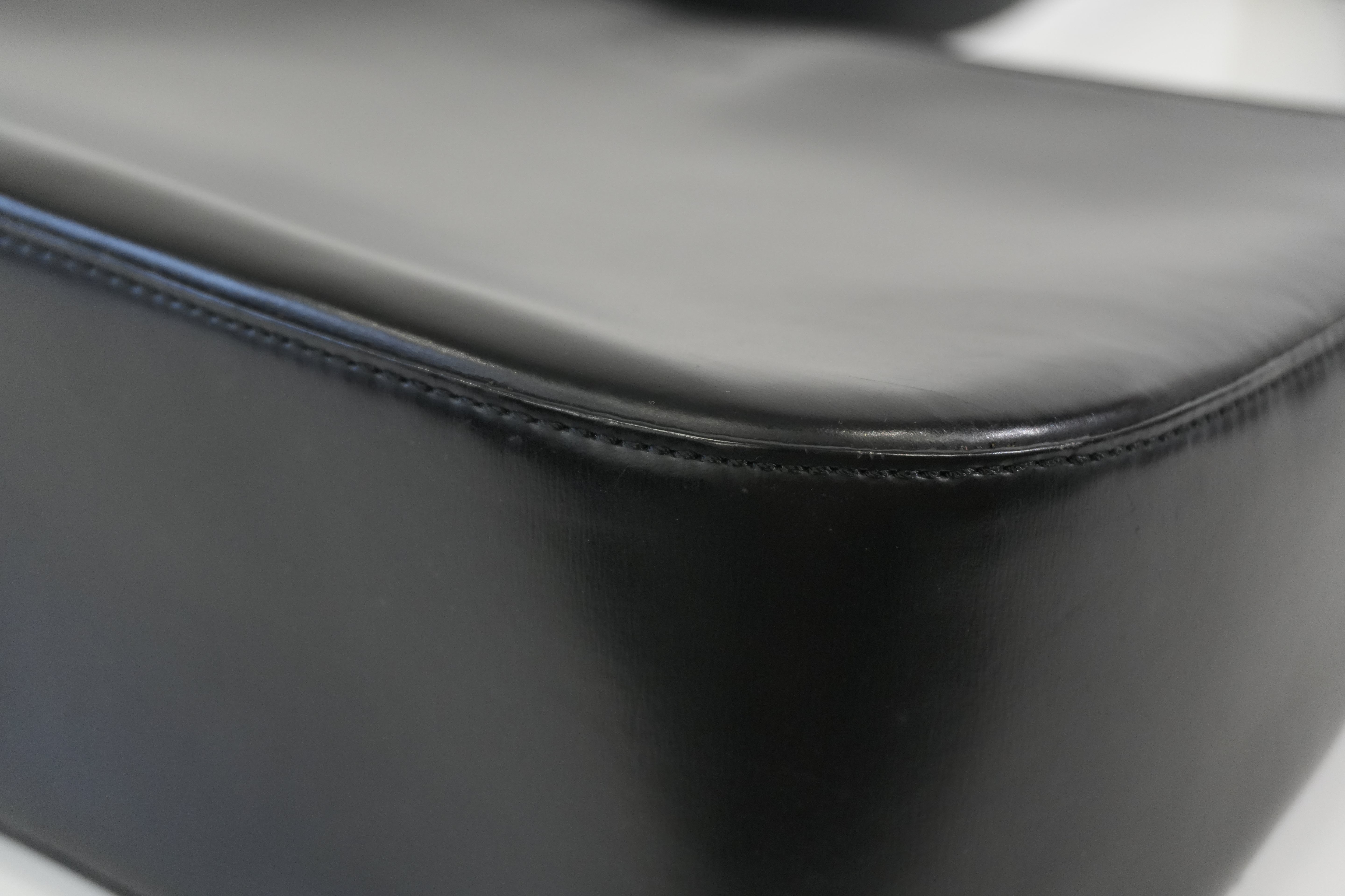 Pre-owned Loewe Shoulder Bag Black