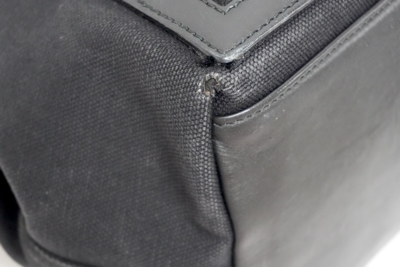 Borsa a mano in tela Balenciaga usata
