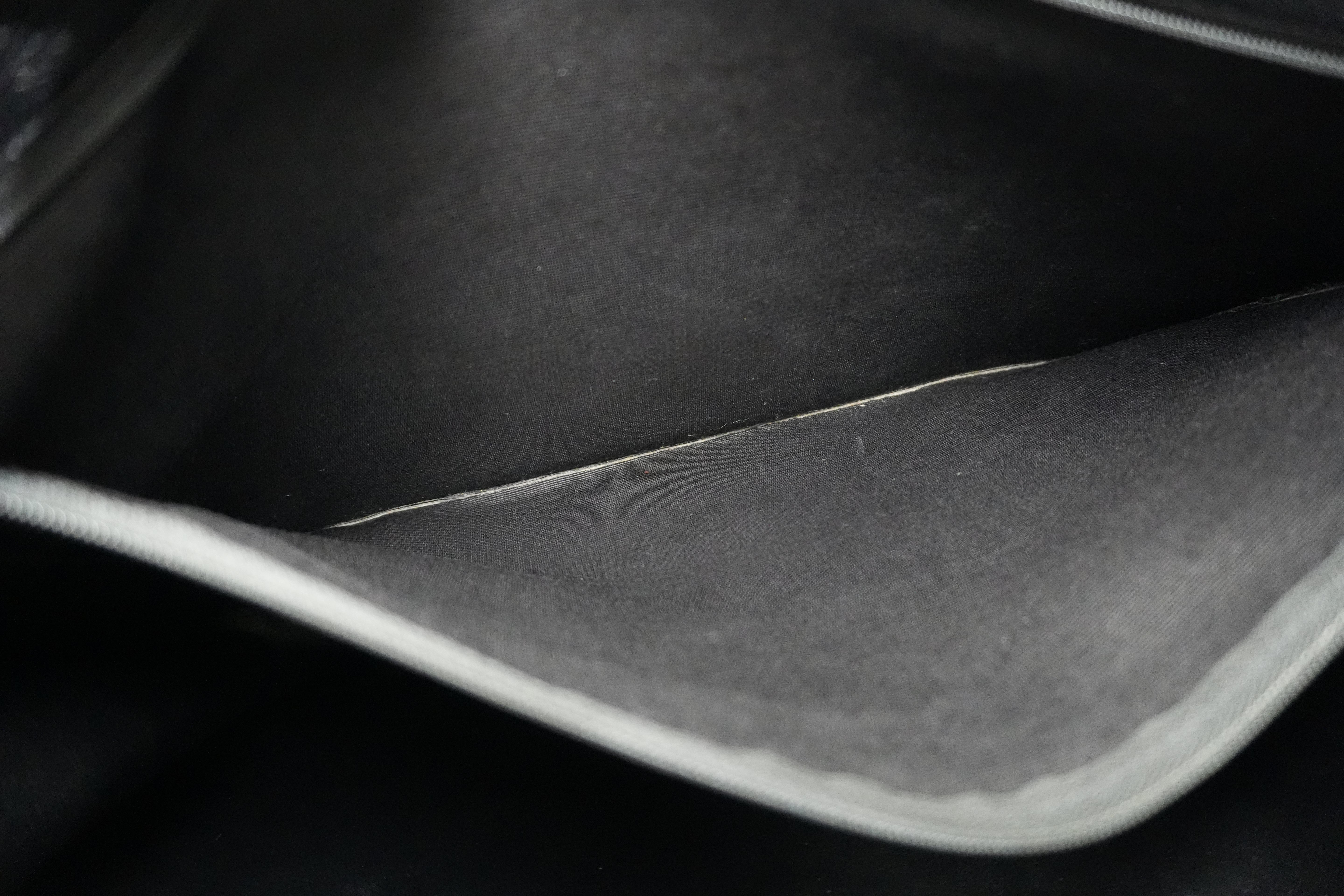 Pre-owned Chanel Caviar Skin Leather Tote Bag Black