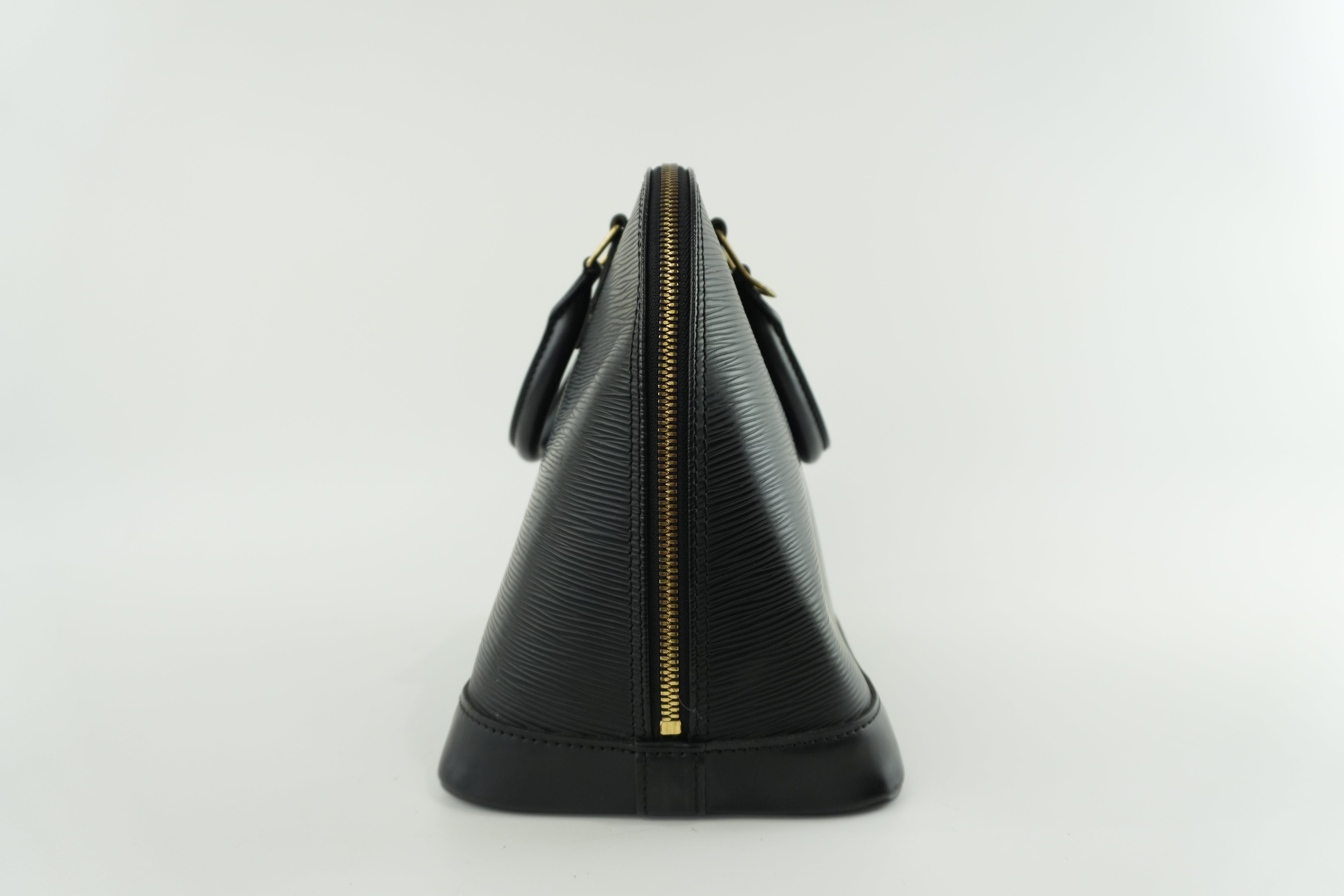 Louis Vuitton Epi Alma Handbag Black Used
