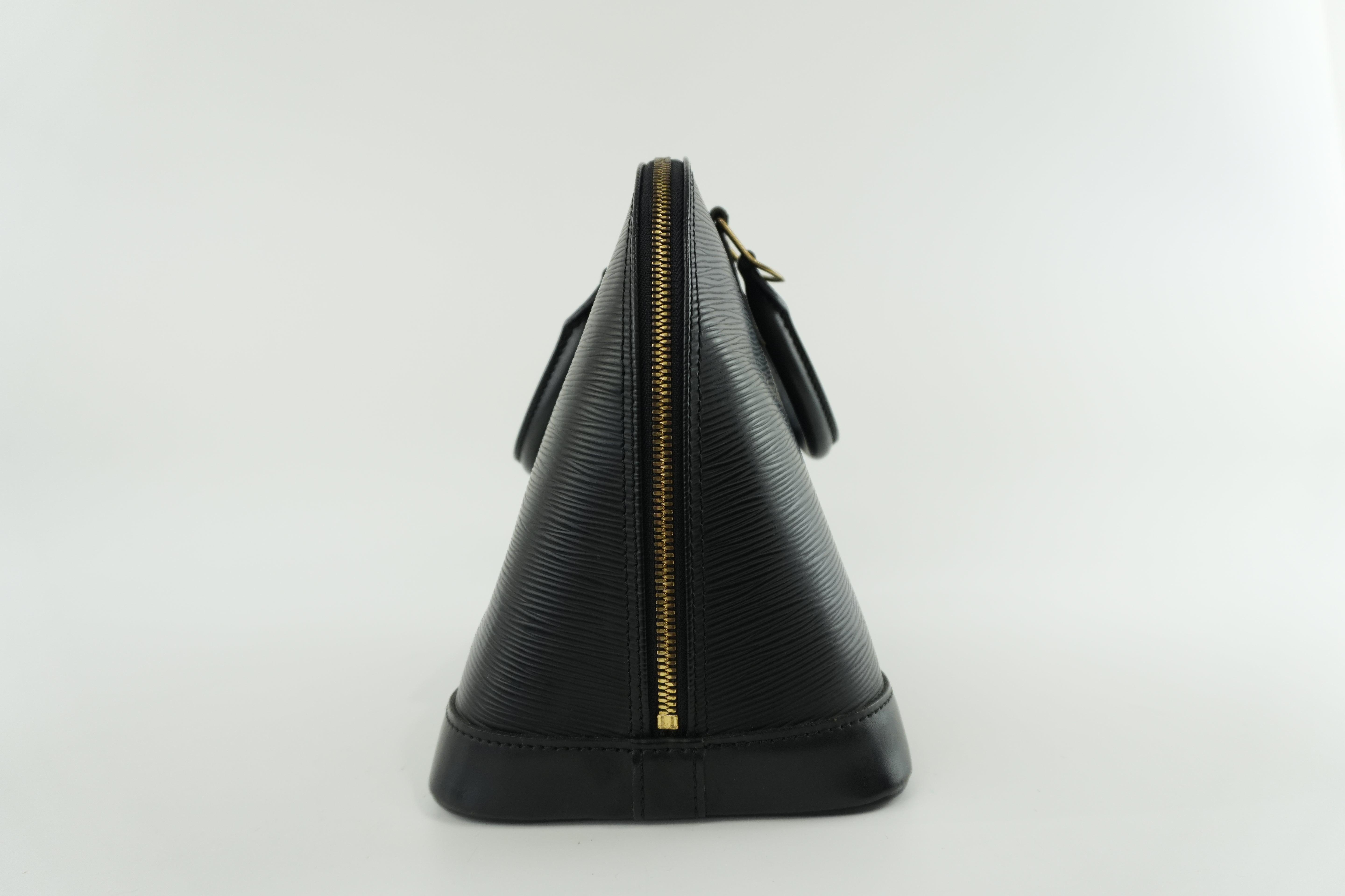 Louis Vuitton Epi Alma Handbag Black Used