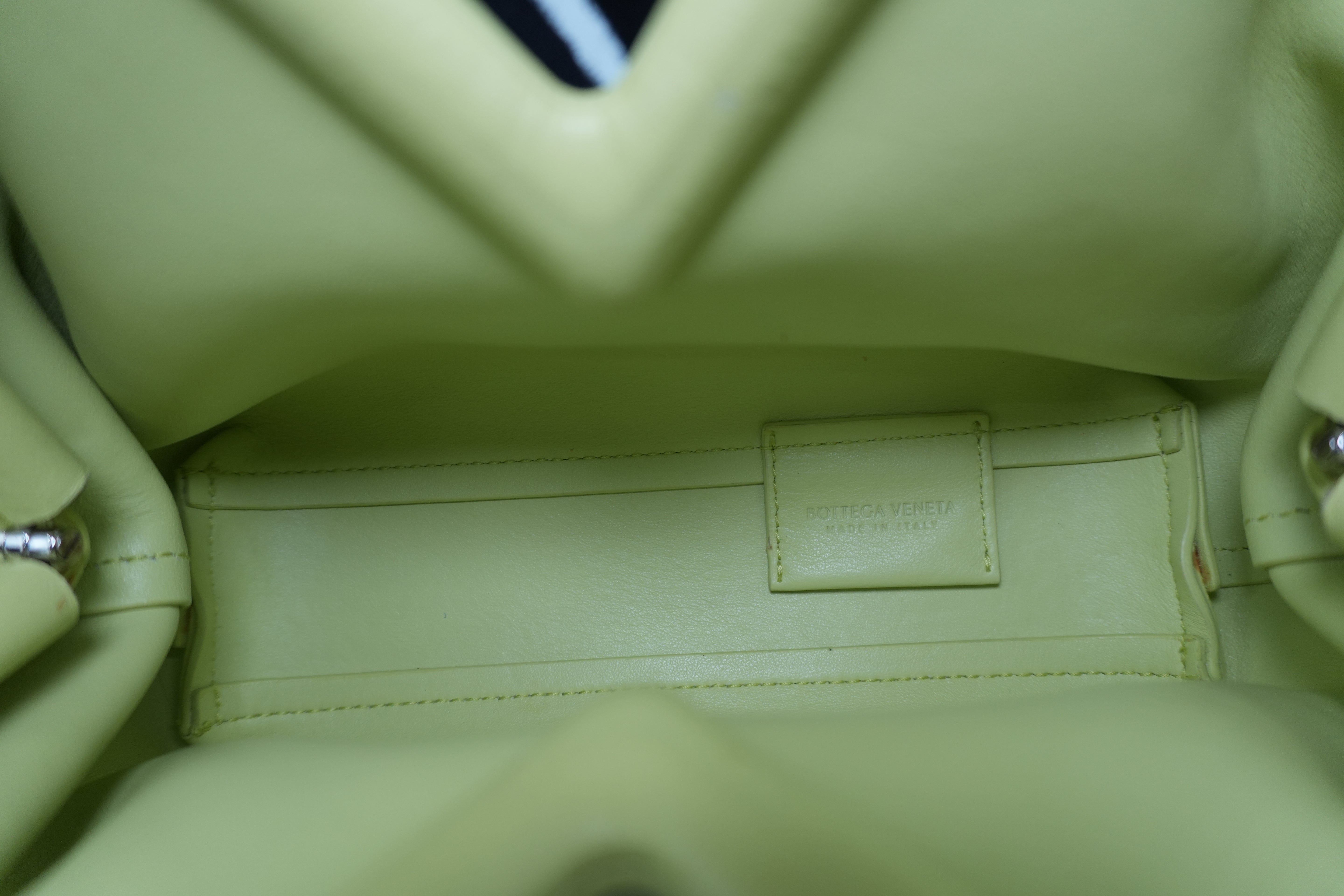 Bottega Leather Magnetic Shoulder Bag Light Green Used