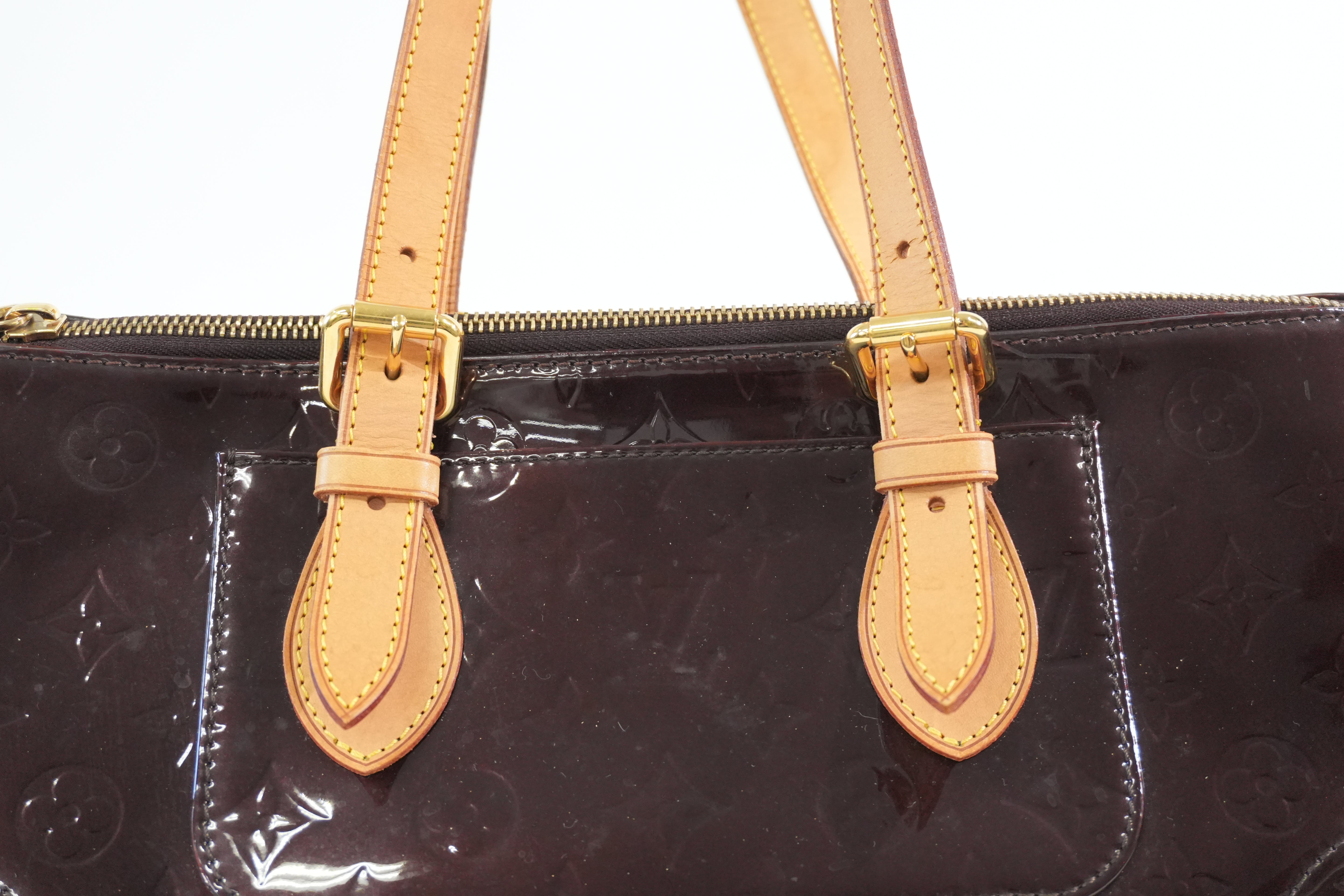 Pre-owned Louis Vuitton Vernis Rosewood Avenue Handbag Amarante