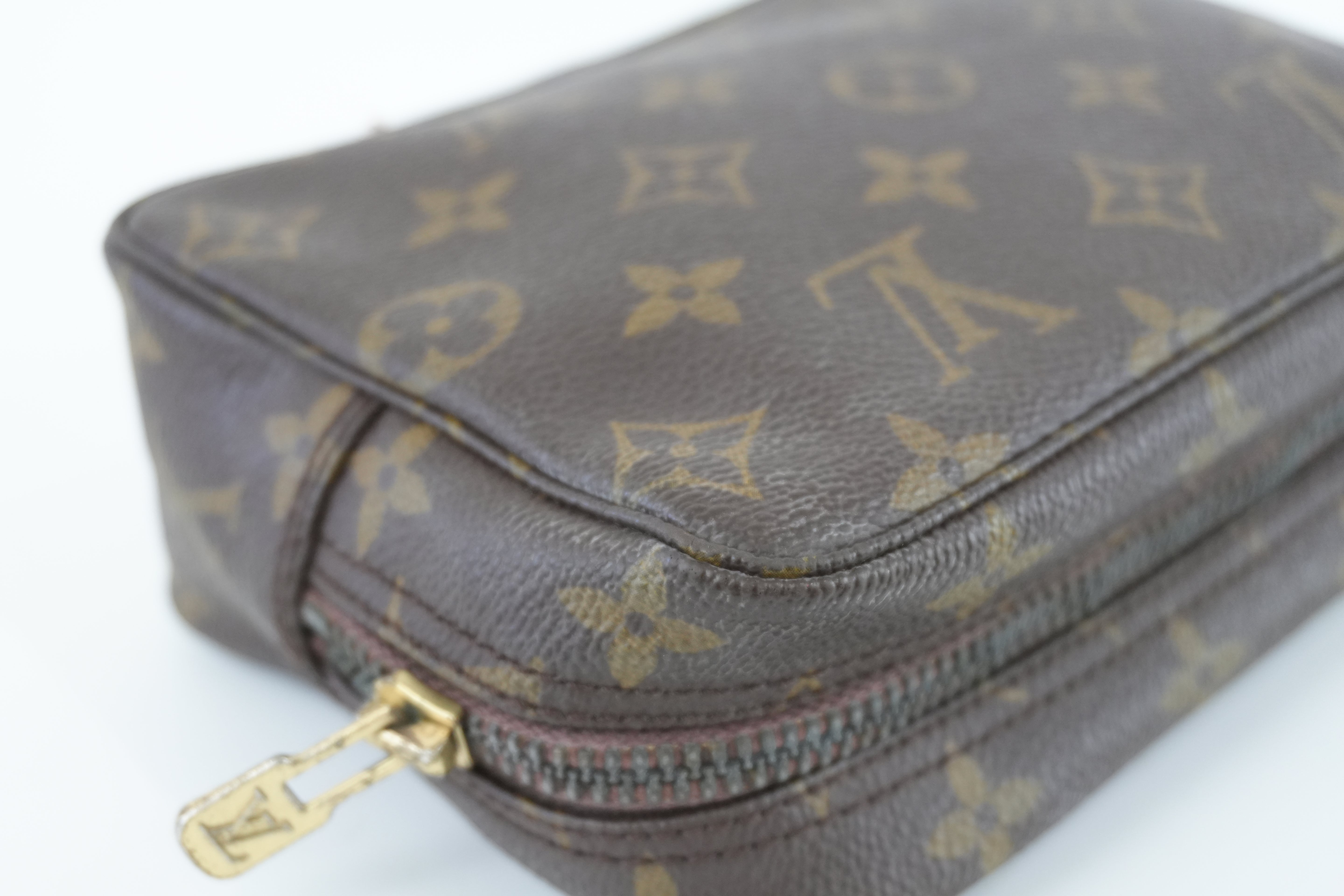 Louis Vuitton Trousse 18 Rare Size Pouch Used