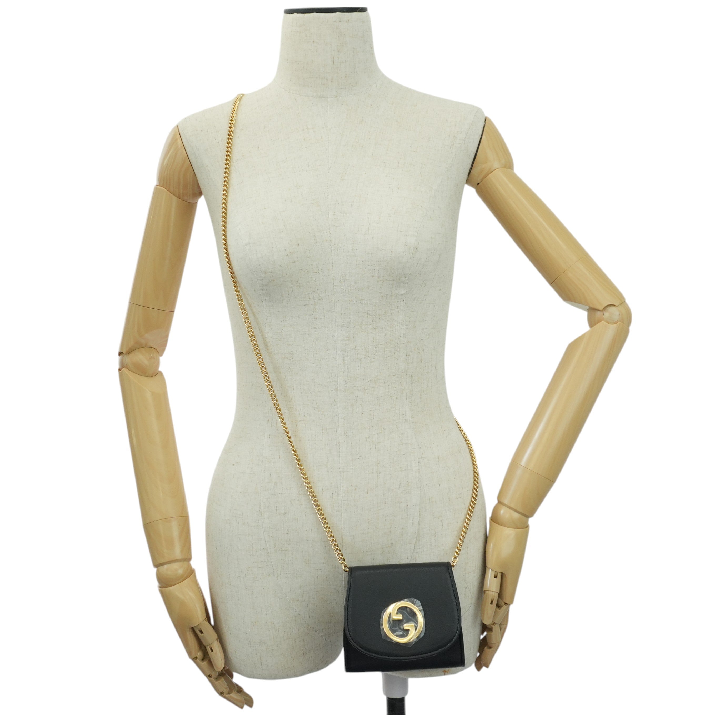 Gucci Leather Chain Shoulder Small Pouch Black Used