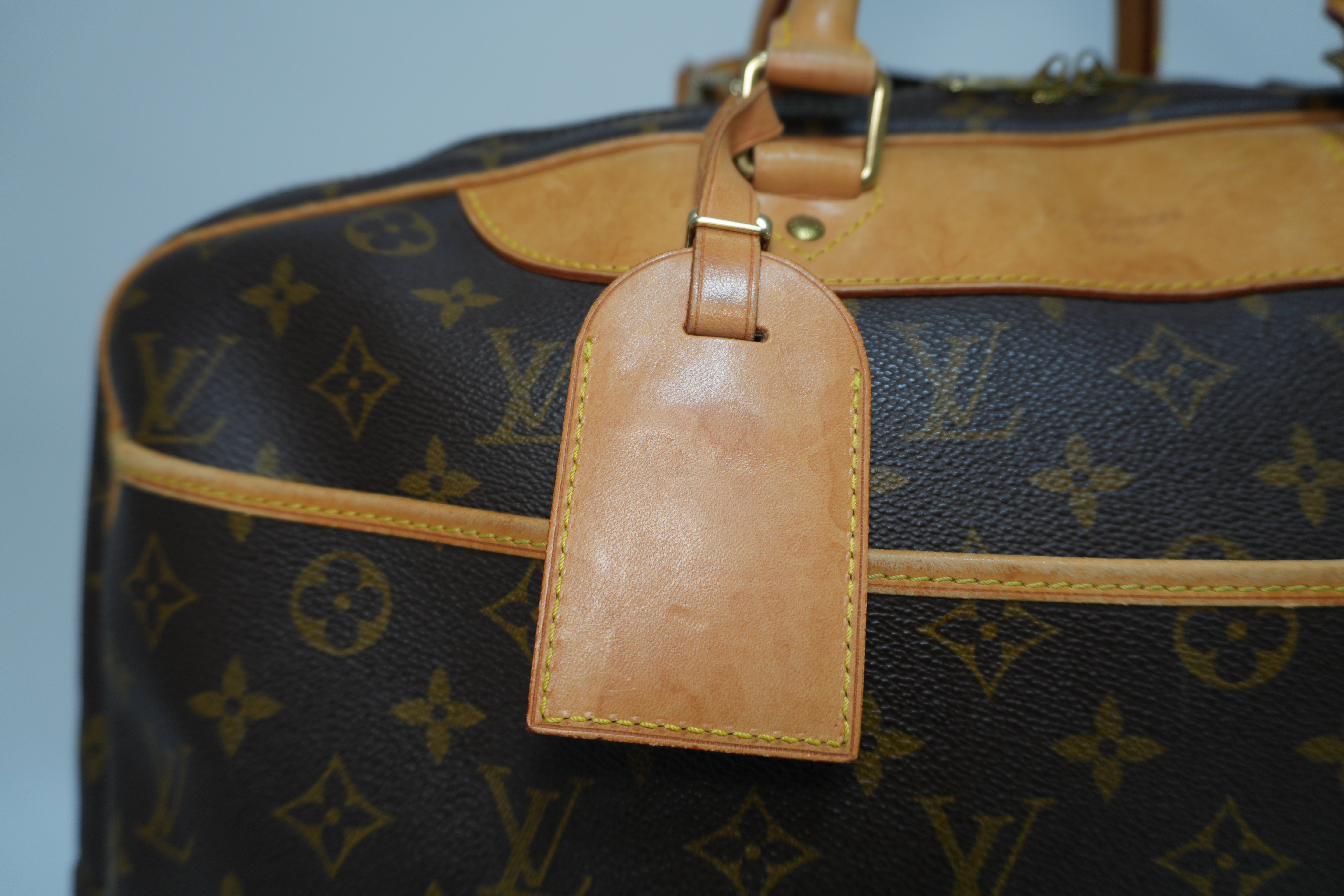 Louis Vuitton Alize 24 Travel Bag Used
