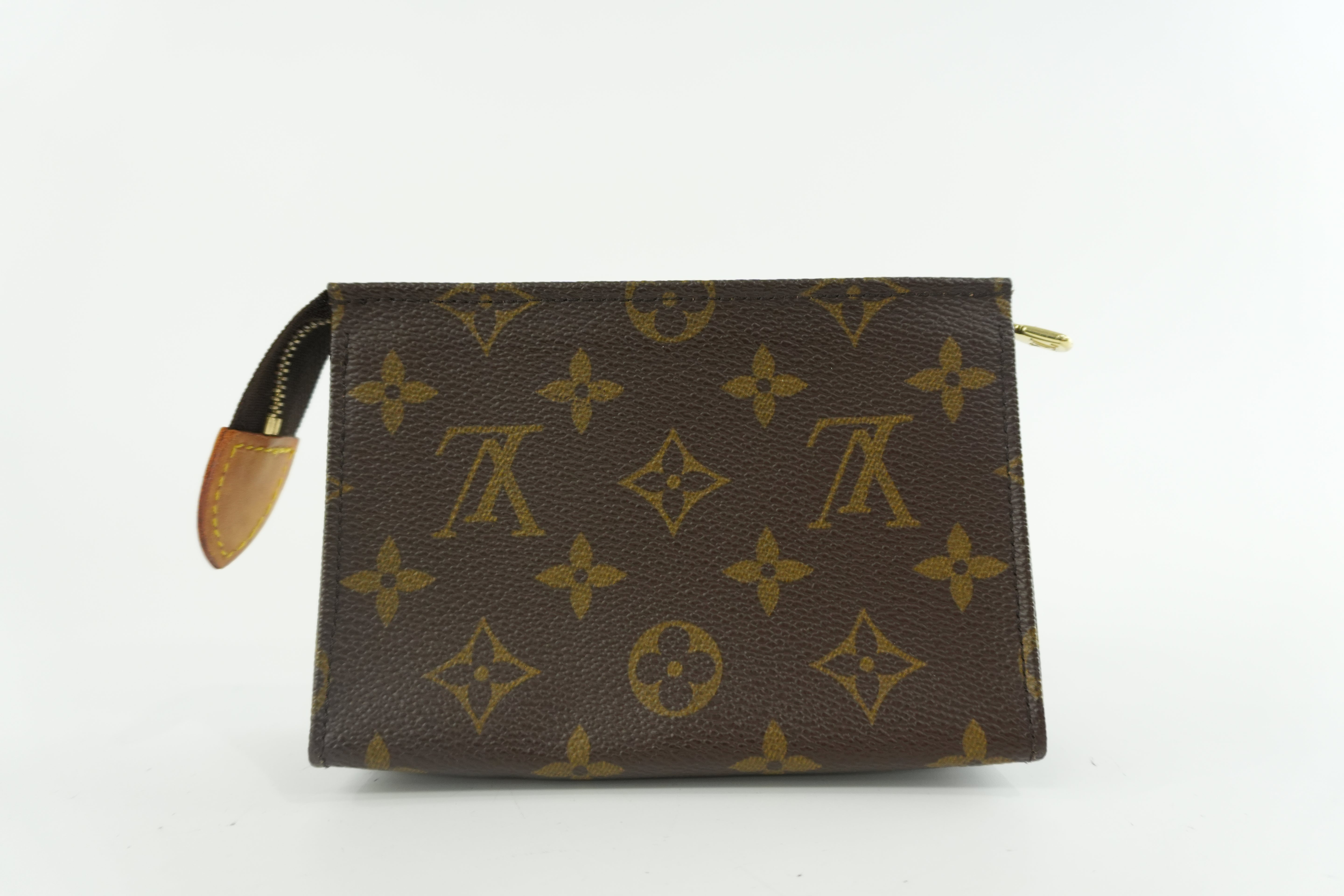 Louis Vuitton Monogram Toiletry 15 Pouch Used