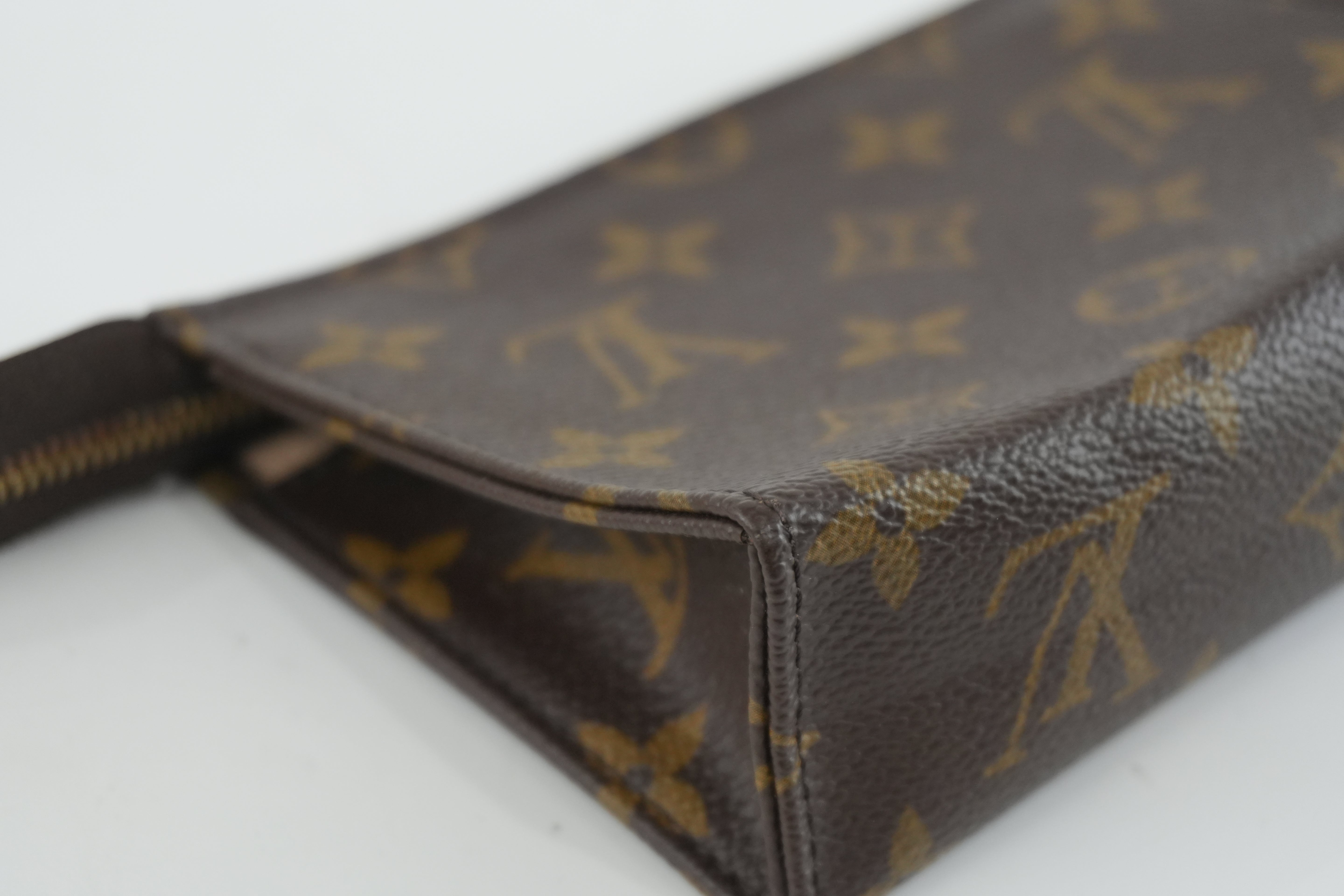 Louis Vuitton Monogram Toiletry 15 Pouch Used