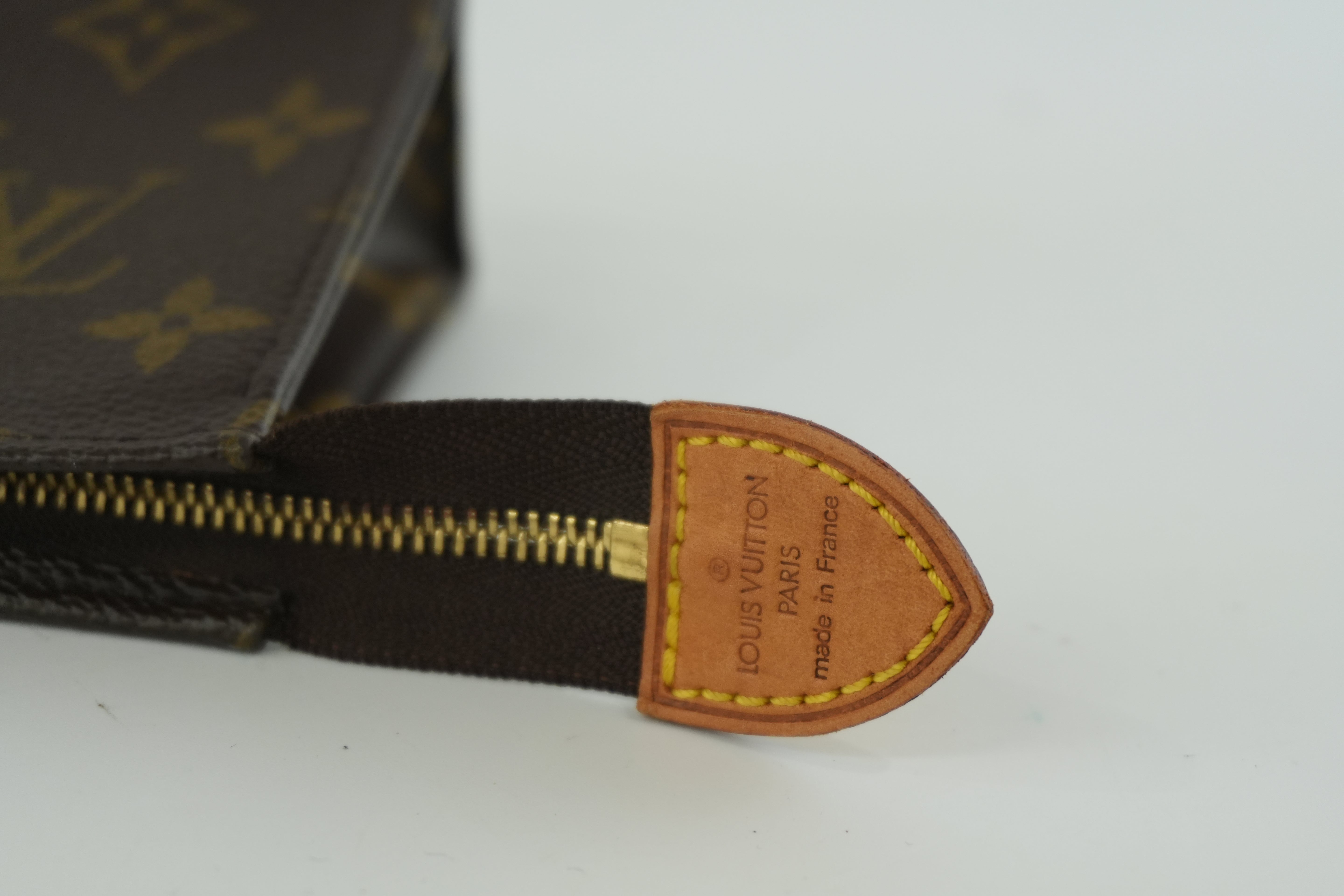 Louis Vuitton Monogram Toiletry 15 Pouch Used