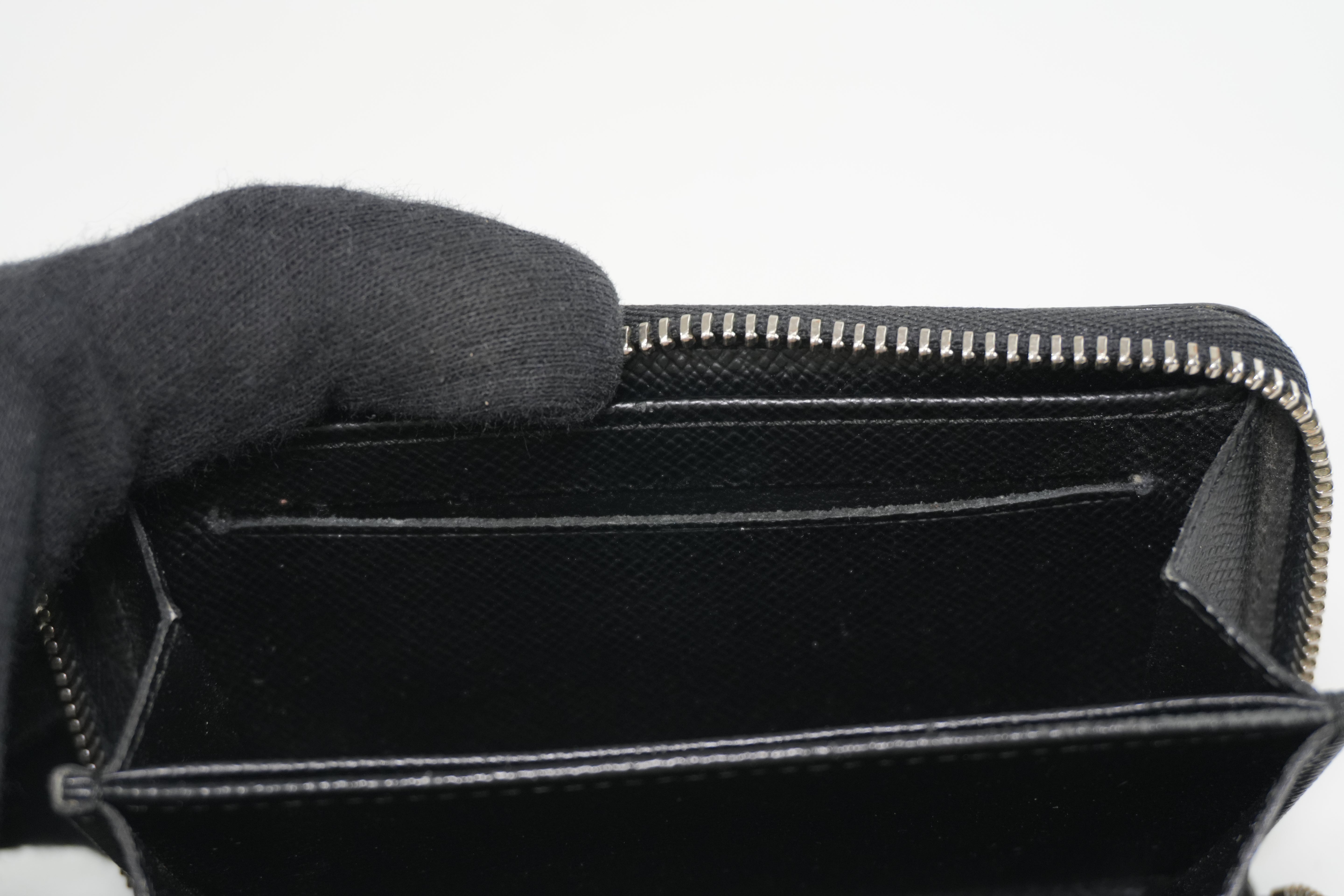 Louis Vuitton Damier Graphite Card Case Used