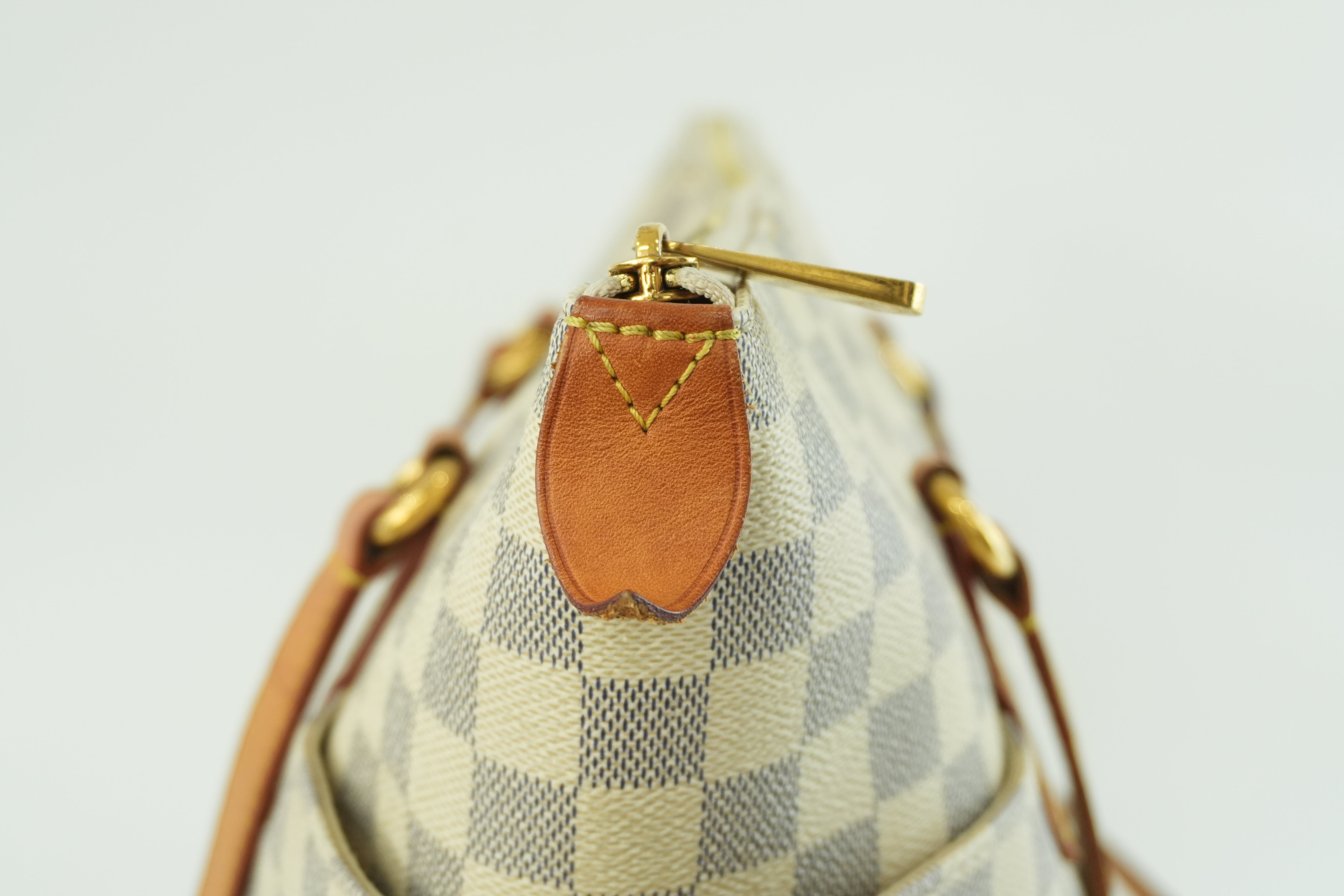 Louis Vuitton Damier Azur Totally MM Tote Bag Used