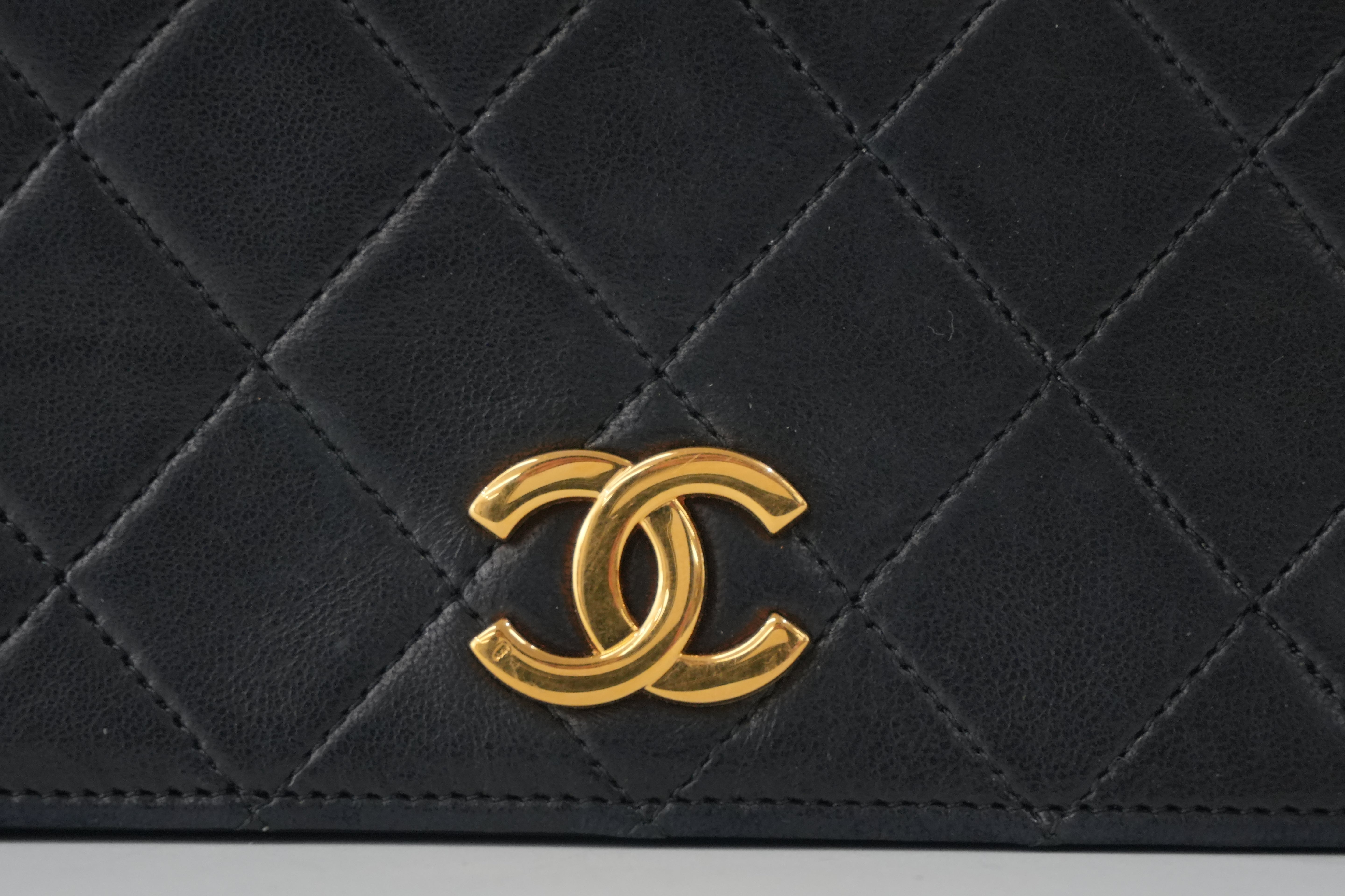 Chanel Lambskin Leather Chain Shoulder Bag Black Used